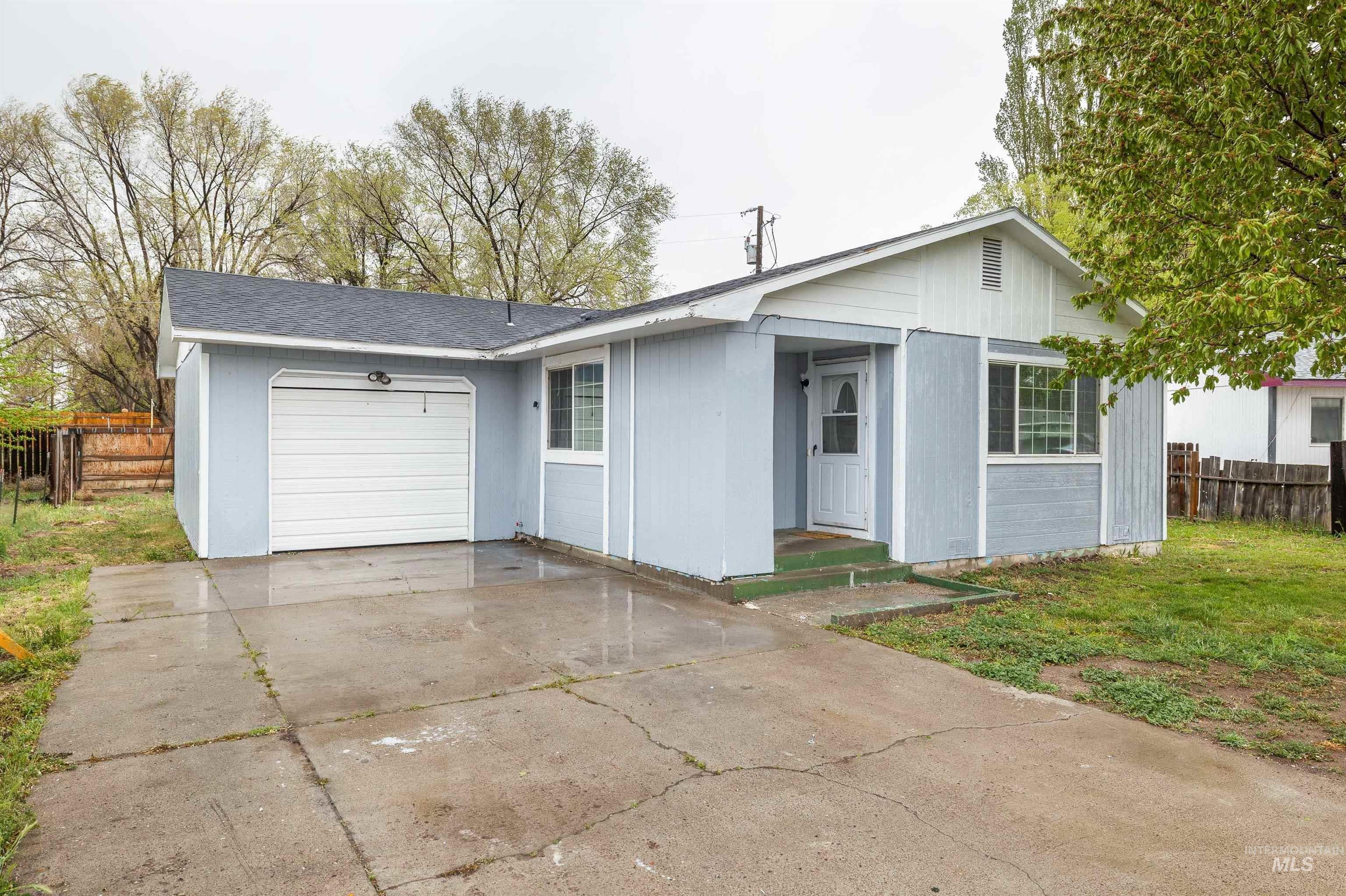 1850 18th Circle Drive — photo