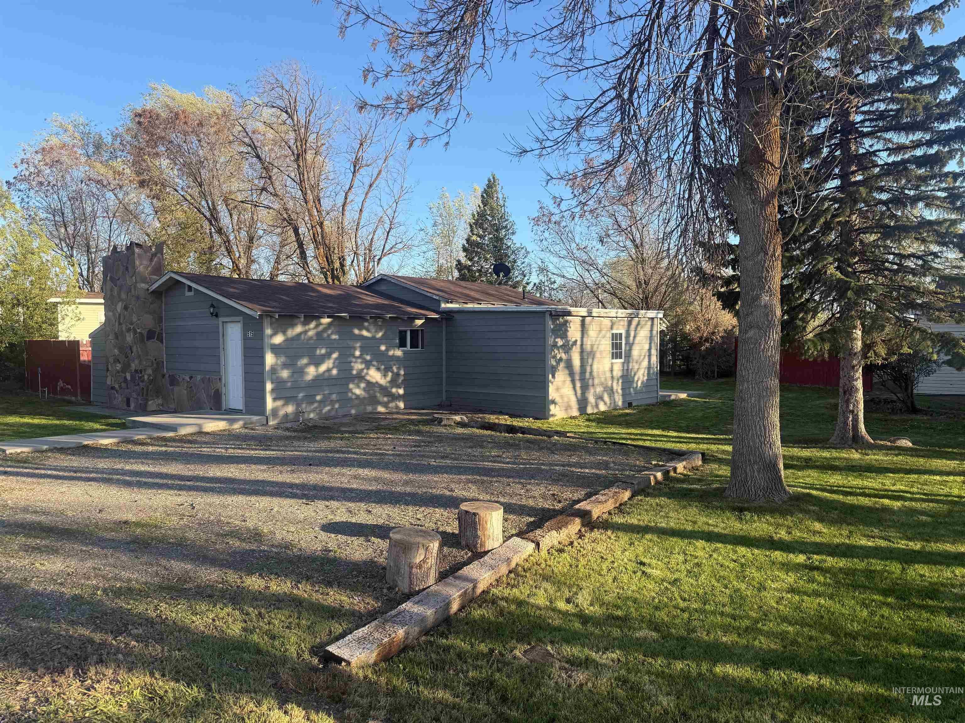 515 W C Street — photo