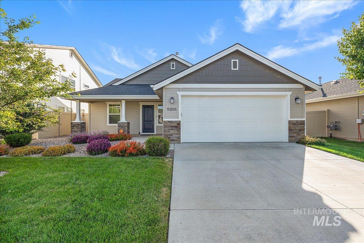 10288 Longtail Dr. — photo