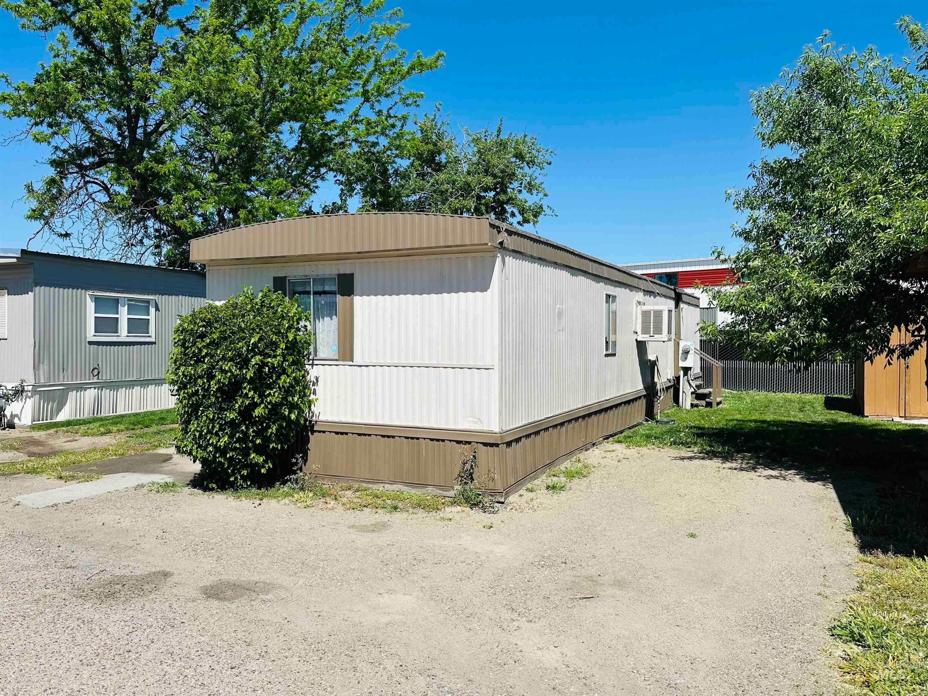 655 Chukar Dr — photo