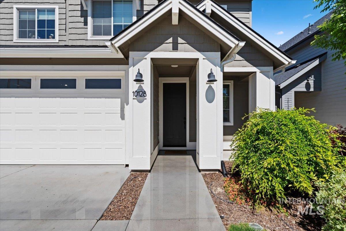 10128 Irongate Dr — photo