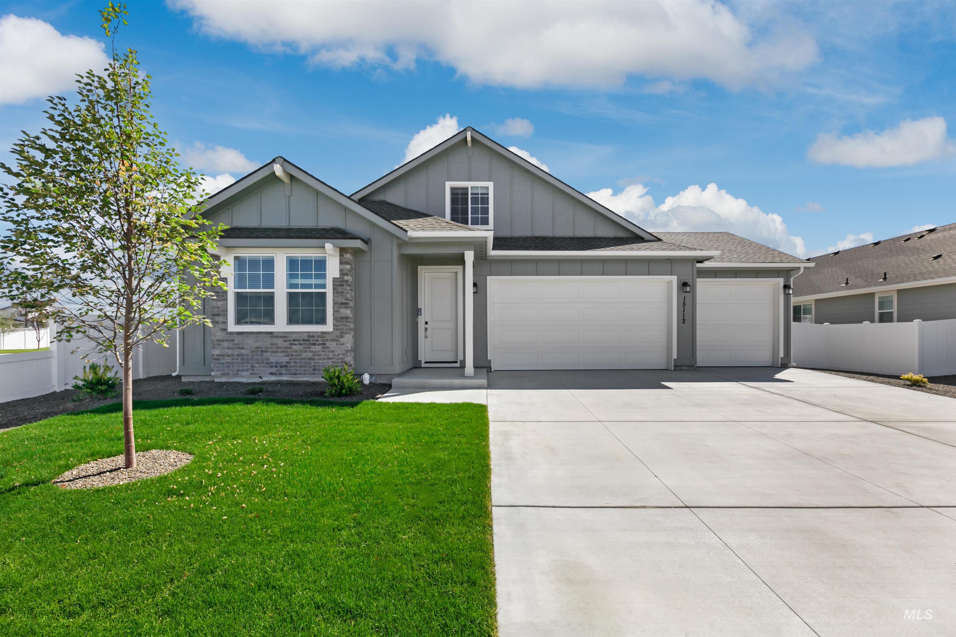 15112 Irisation Ave — photo