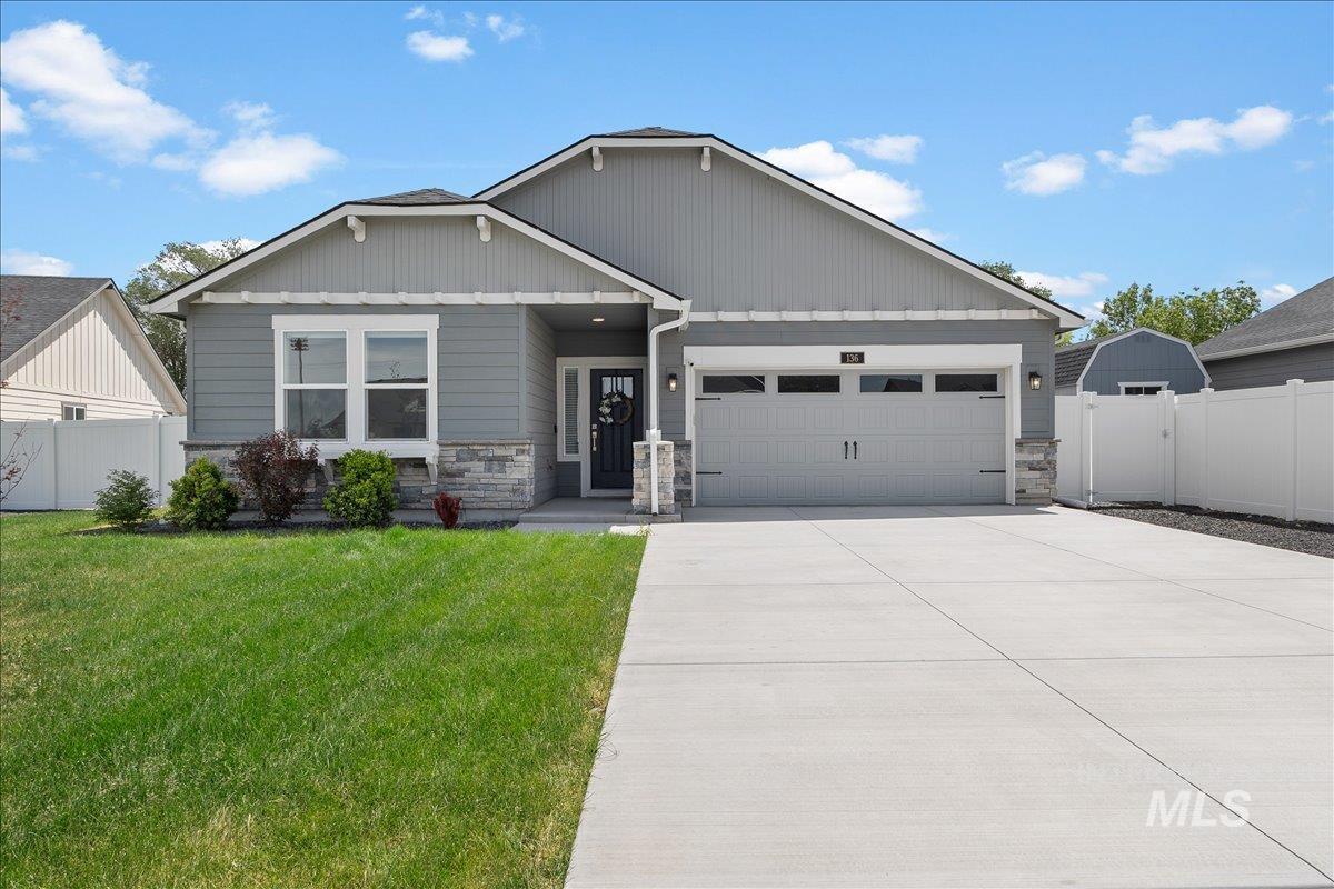 136 Centennial Ct. — photo