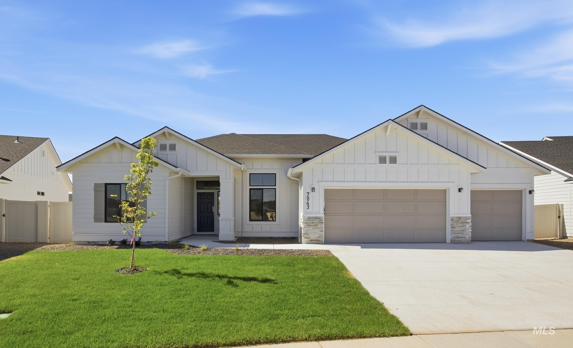 7043 E Marble Springs Dr — photo