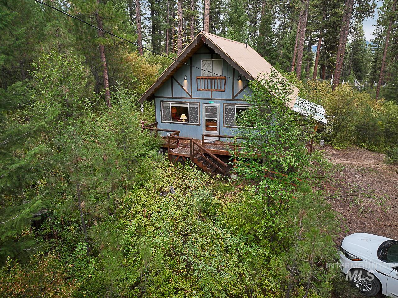 225 Mesplie Rd. — photo