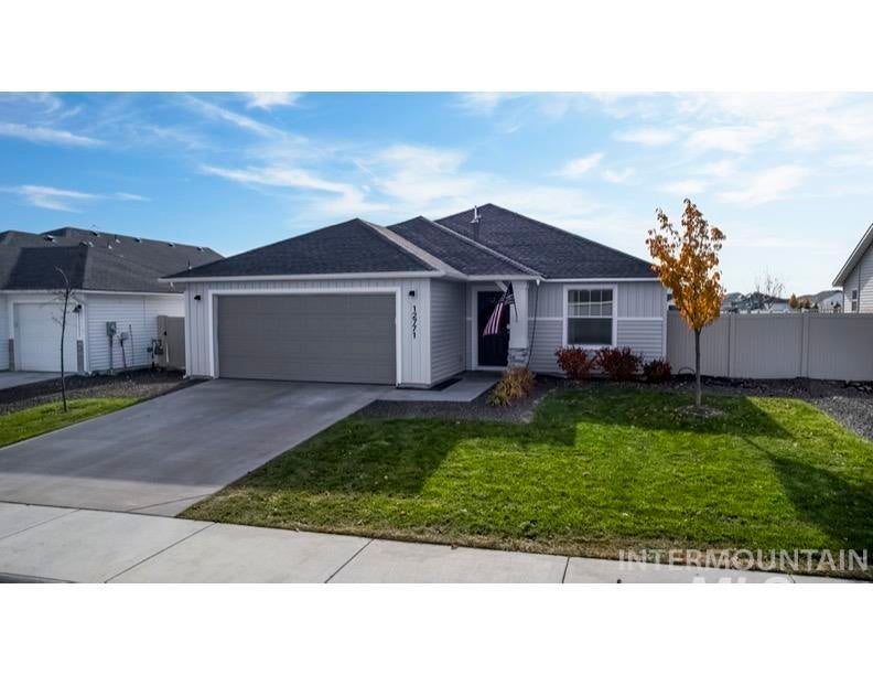 12771 Carkhill — photo