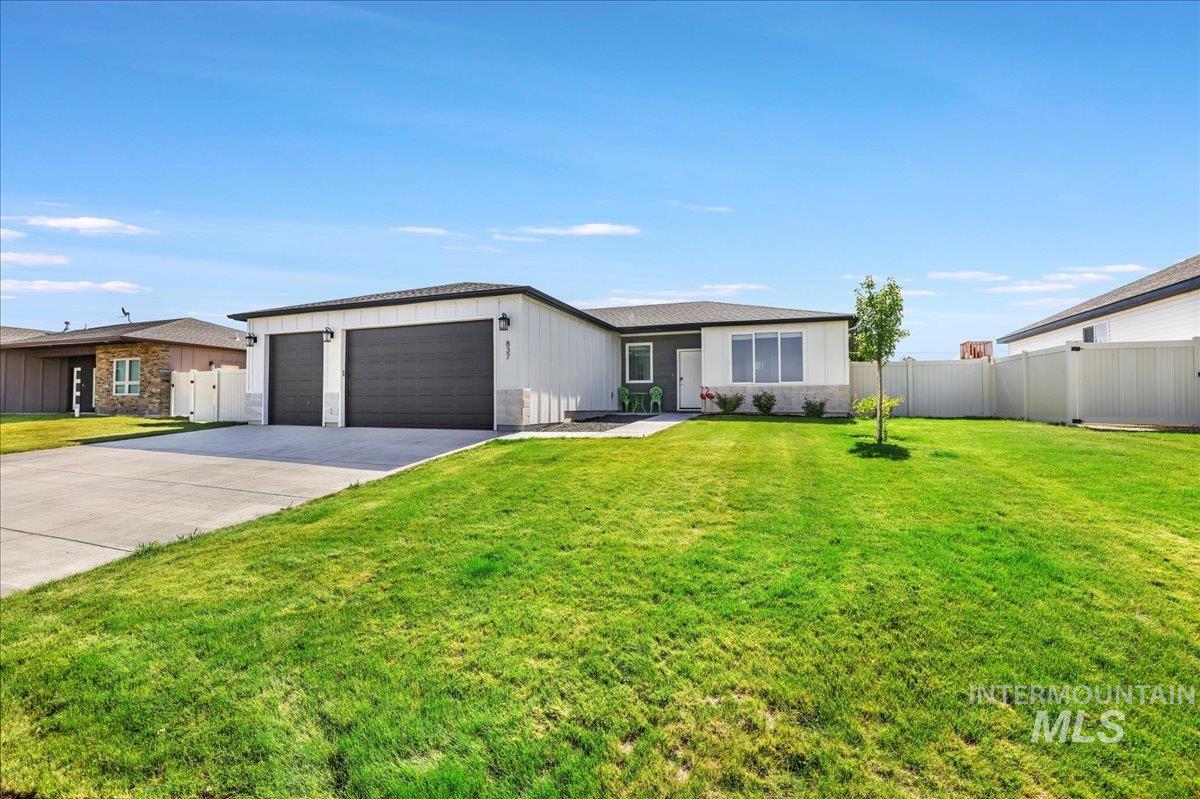 837 Trout Creek Way — photo