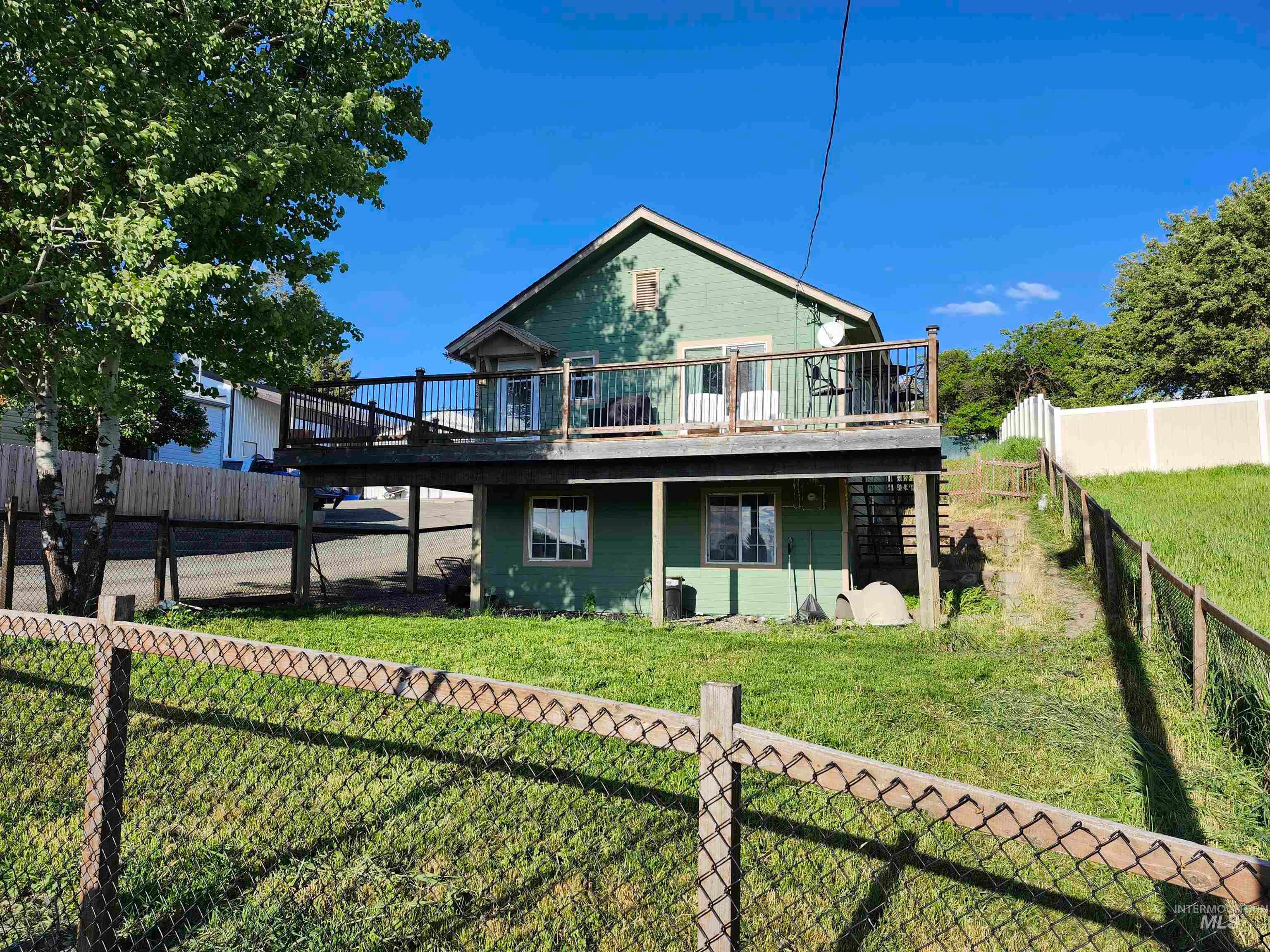 632 N Fir Street — photo