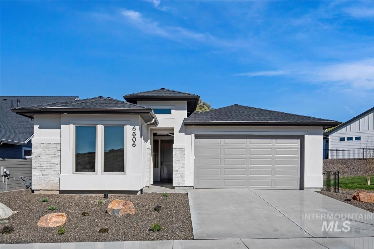 6557 S Charlie Pl. — photo