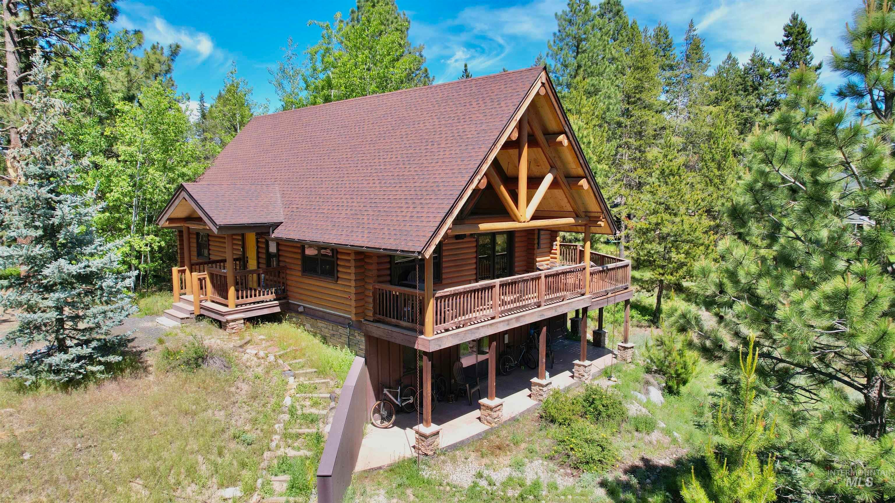 788 Chad Loop — photo