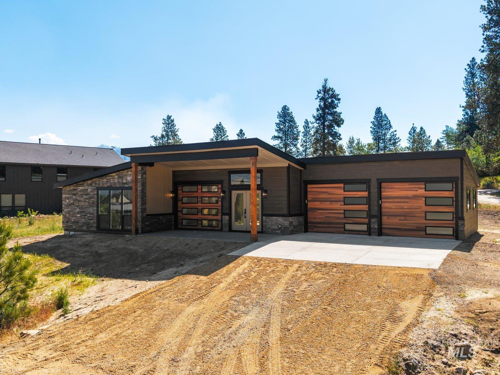 71 Wapiti Ct. — photo