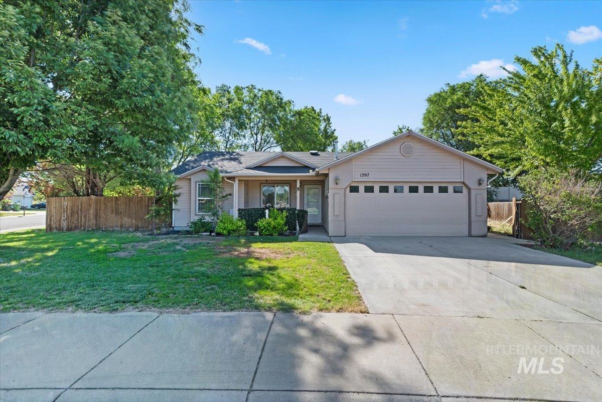 1397 W Silver Salmon Dr — photo
