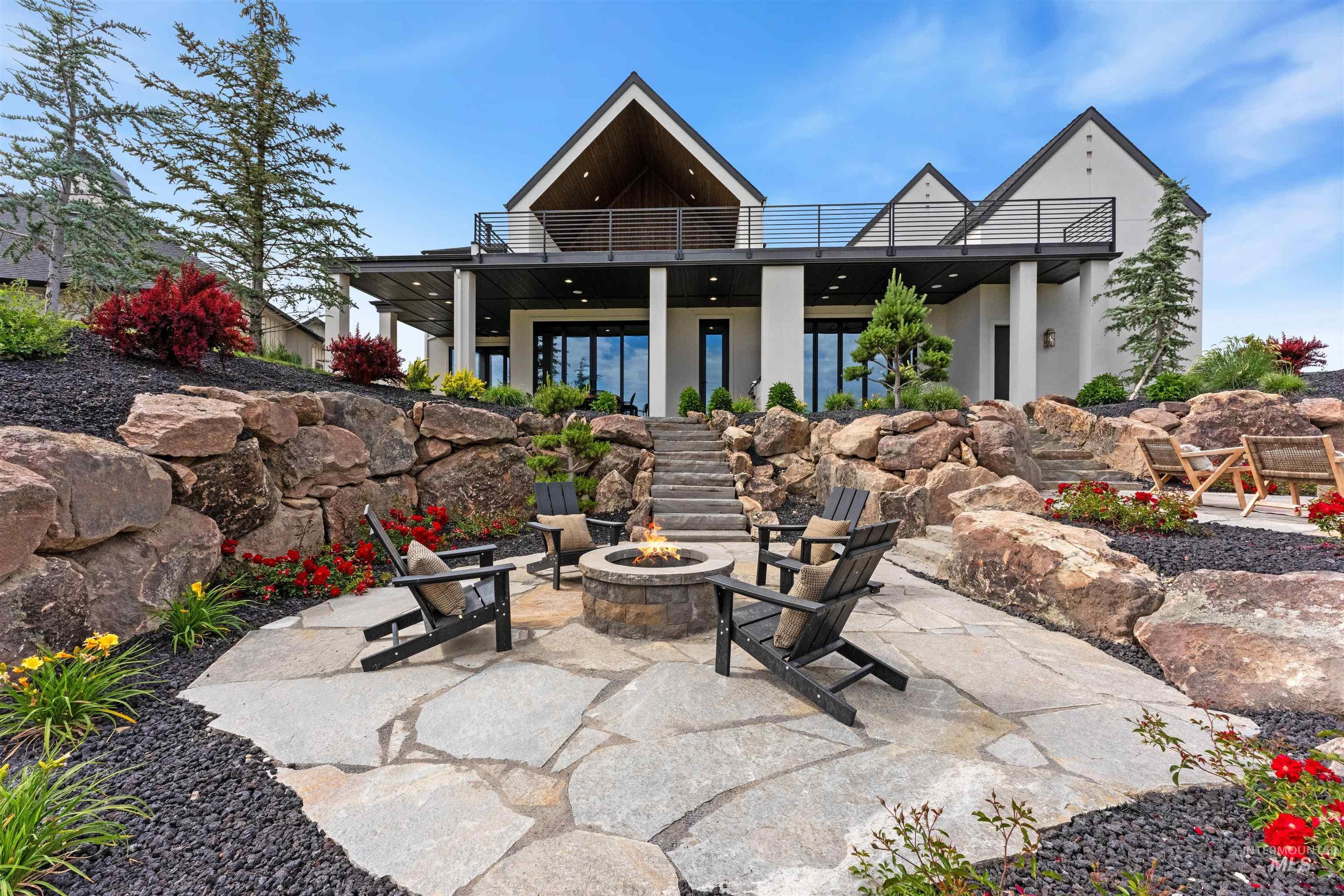 3470 N Harvest Moon Way — photo