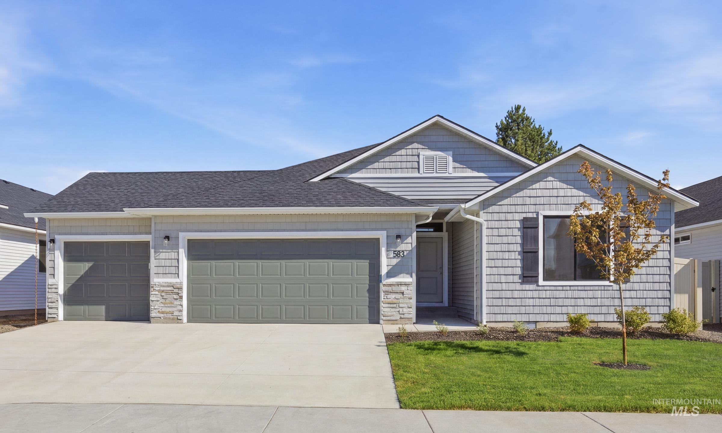 583 W Novak Dr — photo