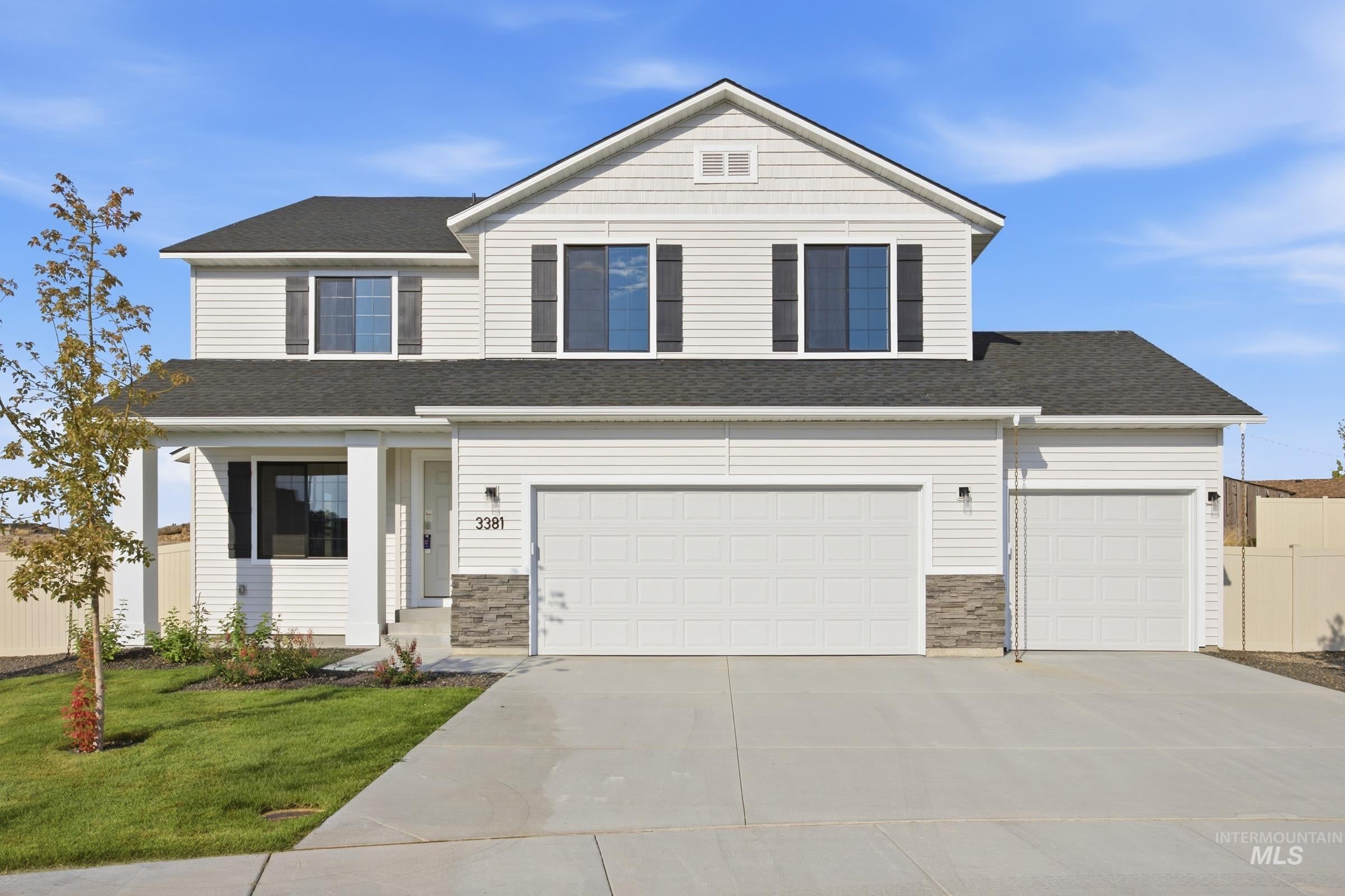 3381 E Red Maple Ct — photo