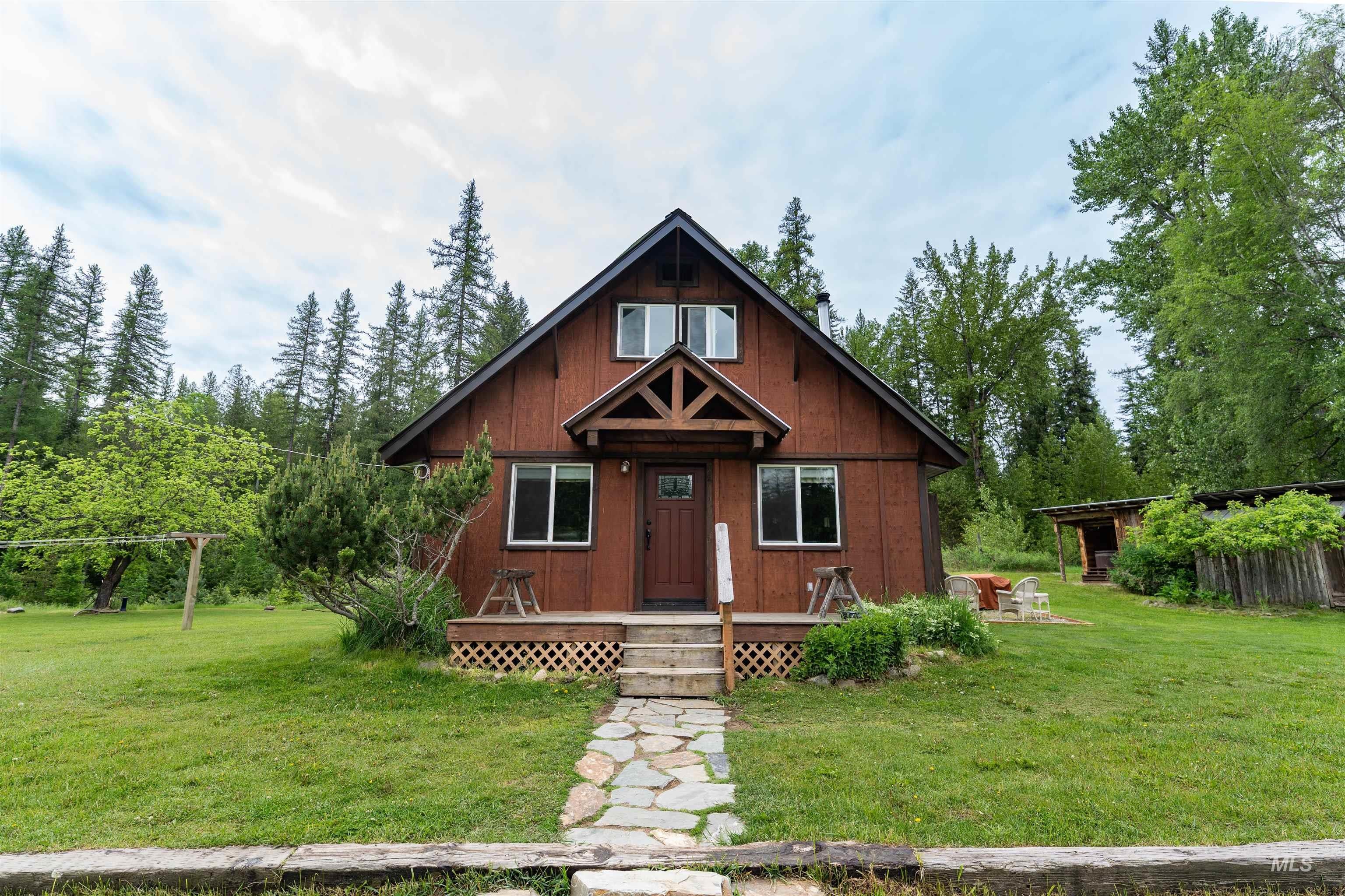 5692 Meadow Creek Road — photo