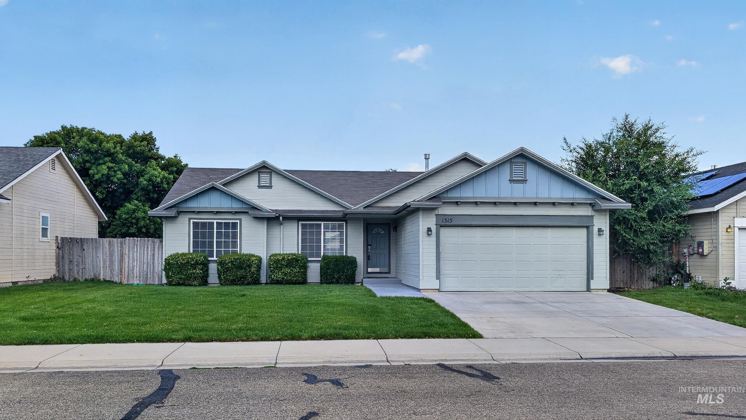 1315 N Cathy Ave — photo