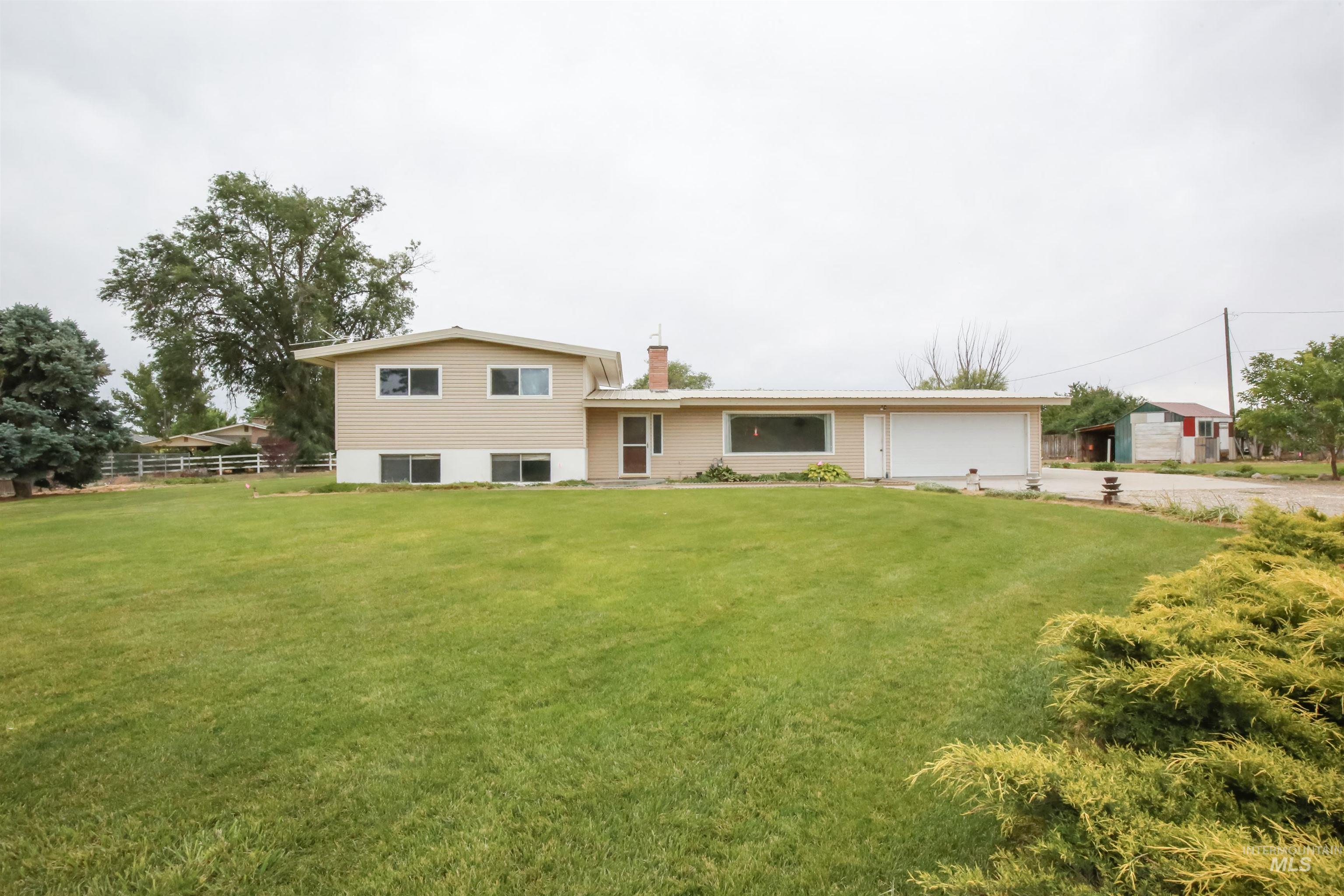 2411 Sunset Drive — photo