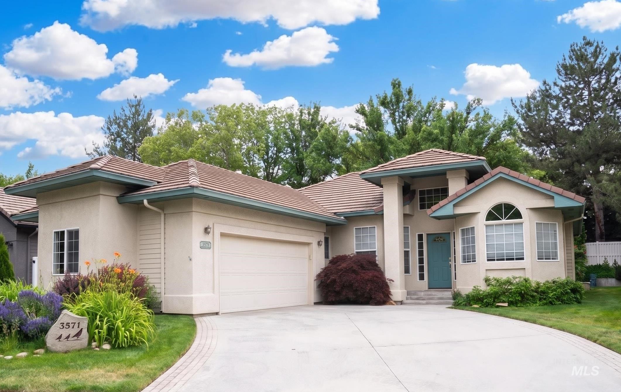 3571 N Rock Creek Ln — photo