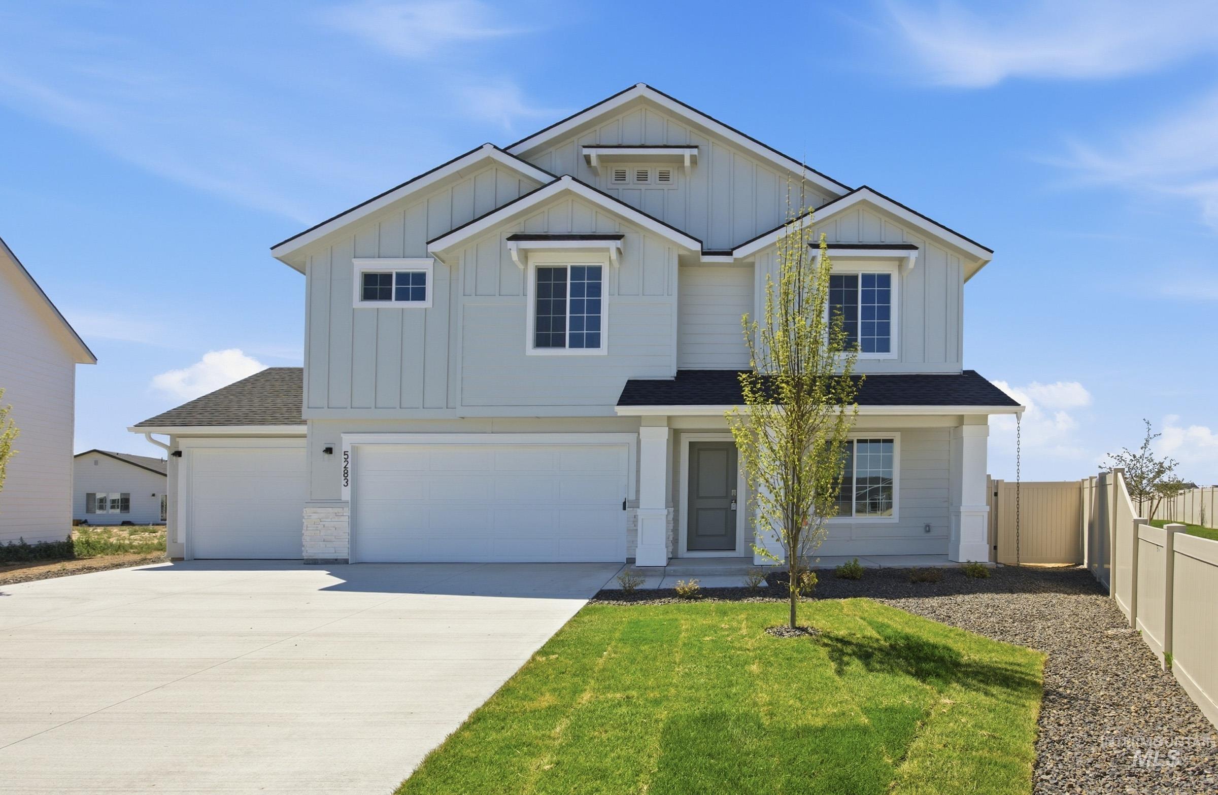 5283 E Phelps Lake Dr — photo