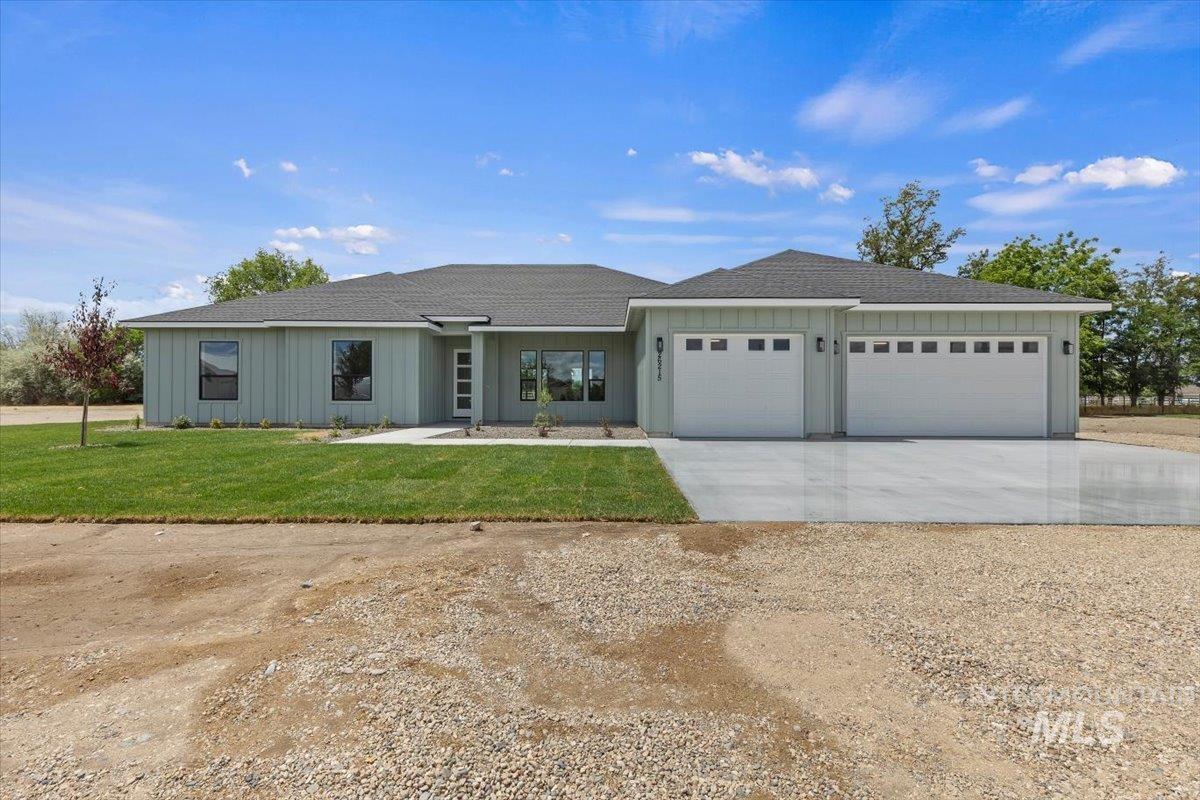 26215 Reed Lane — photo