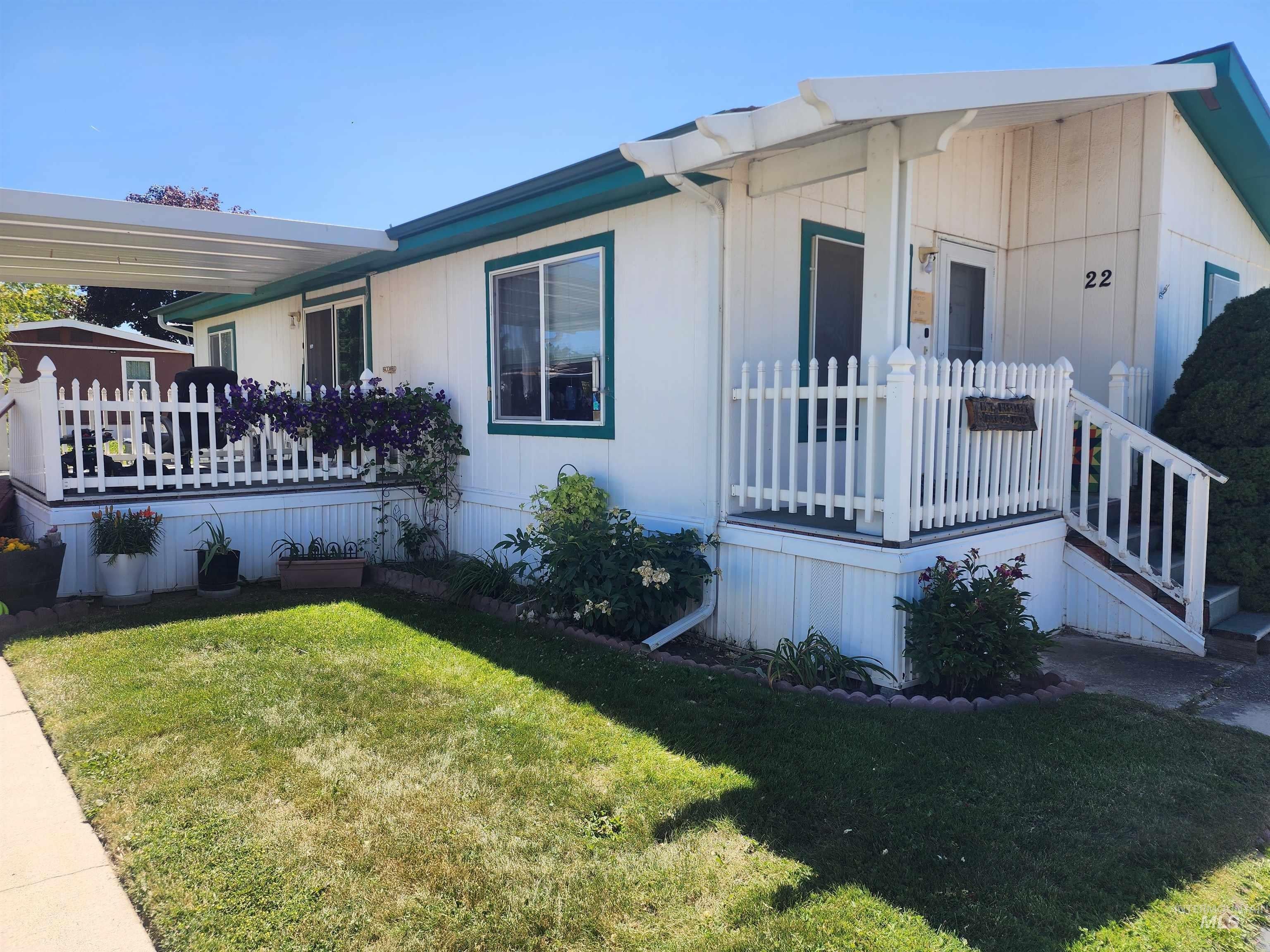 1715 W Flamingo Sp 22 — photo