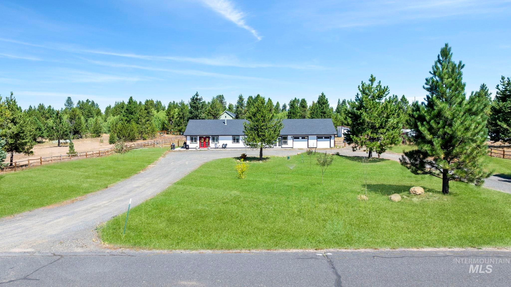 955 Valley View Lane — photo