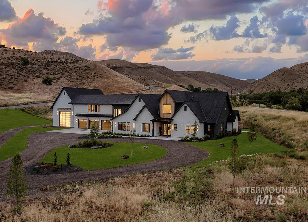 6162 N High Valley Way — photo