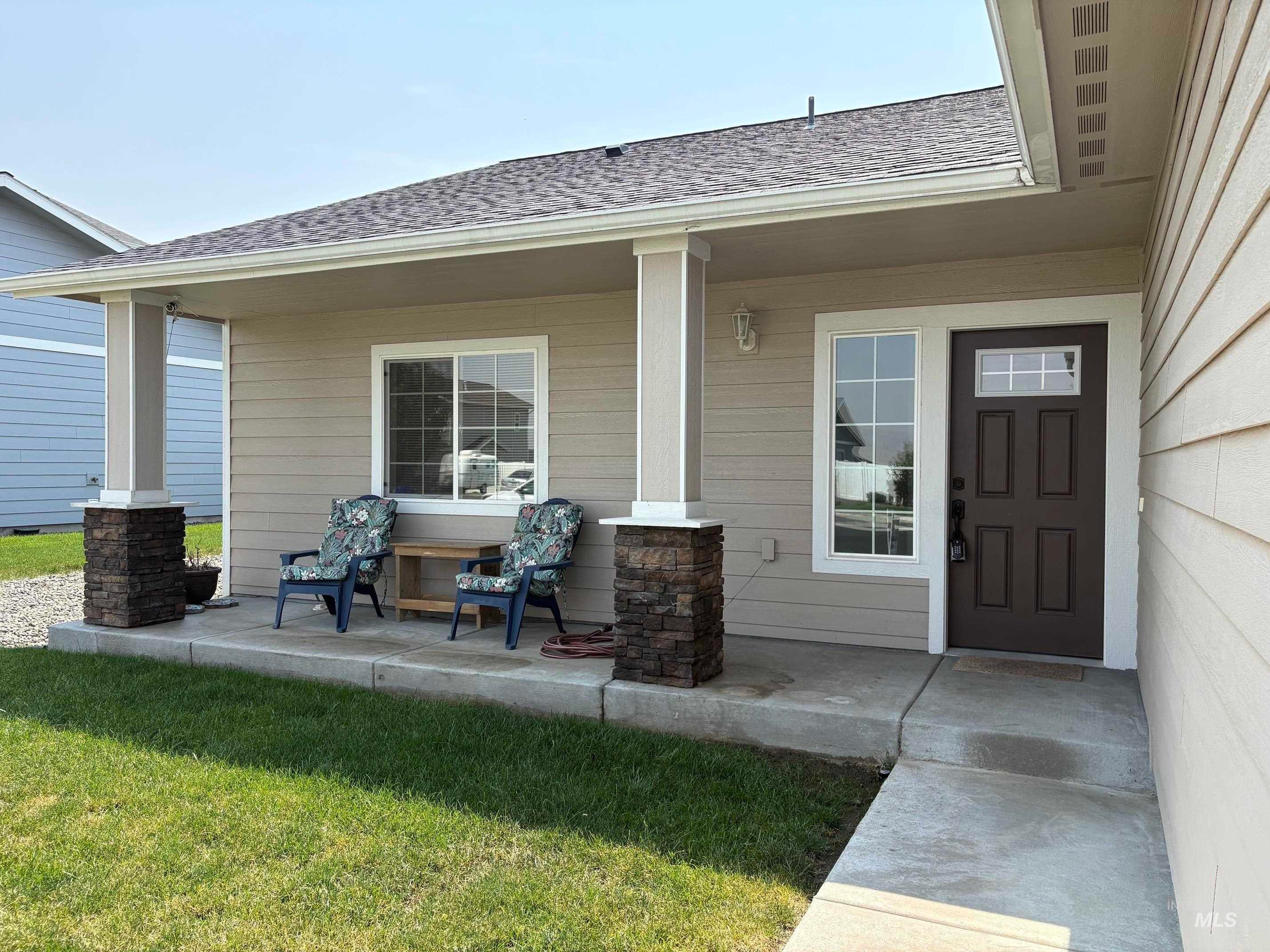 1556 Discovery Drive — photo