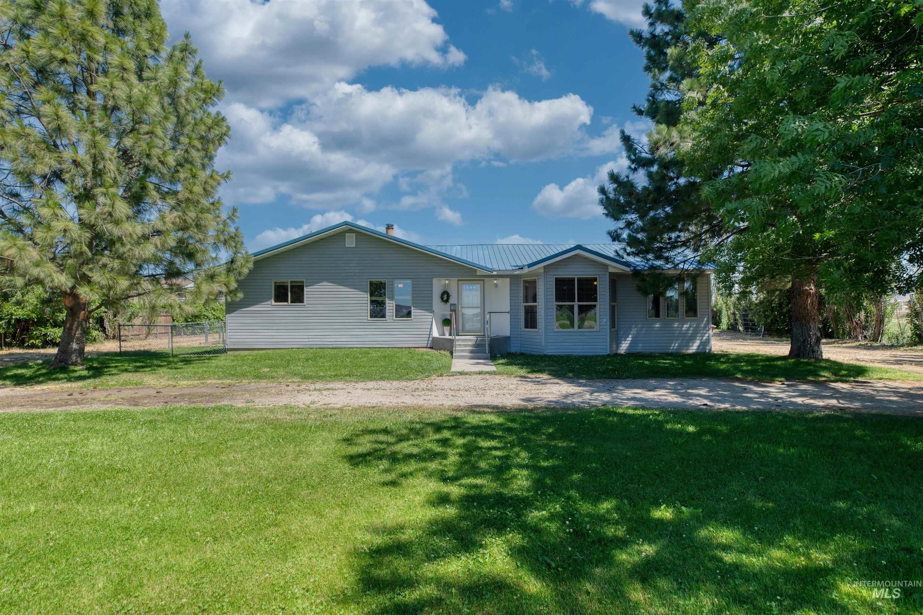 3592 W Idaho Blvd — photo