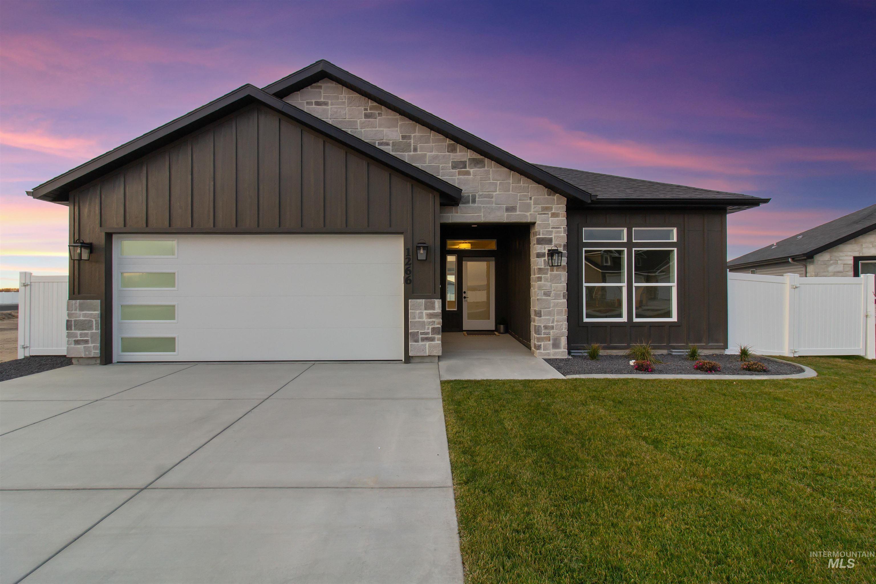 1266 Crestview Dr. — photo