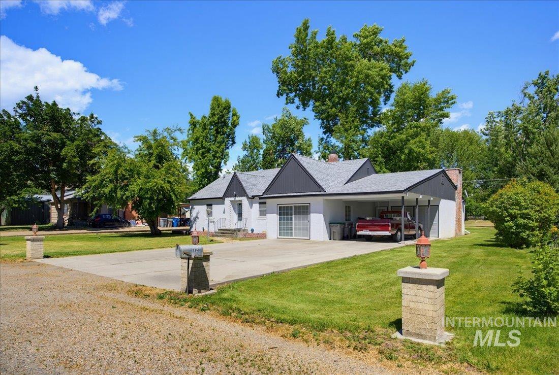 3510 N Sycamore Dr — photo