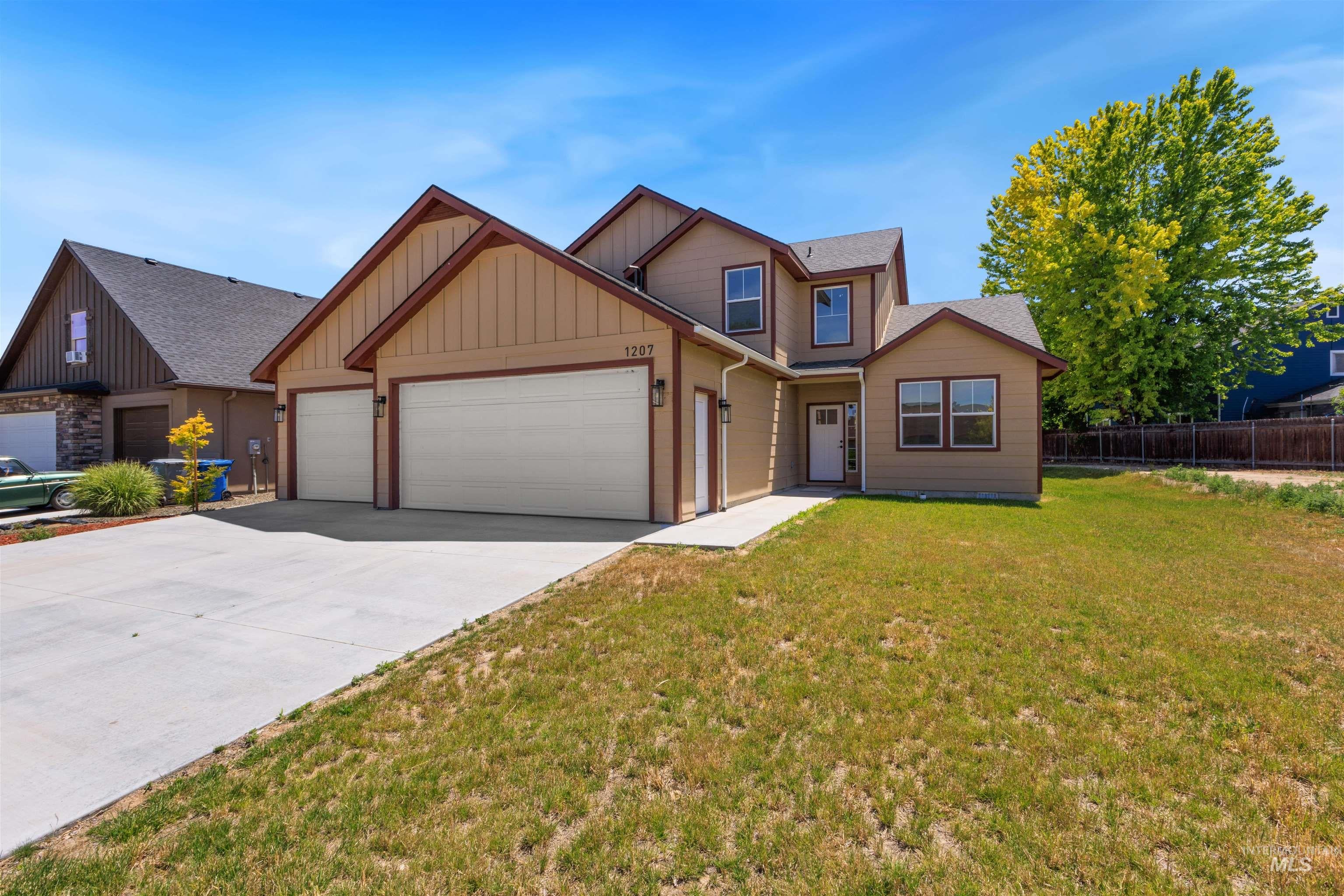 1207 W Blaine Ave — photo