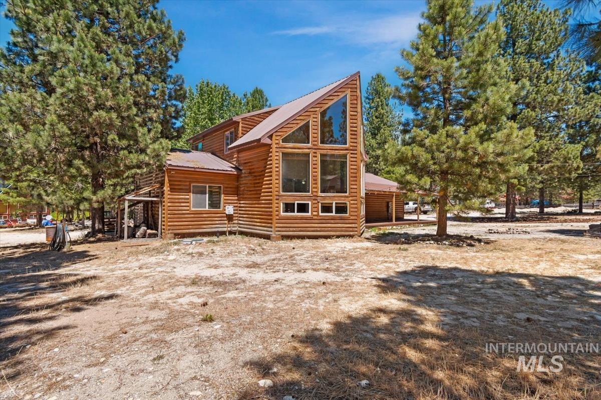 417 Elk Creek Rd — photo
