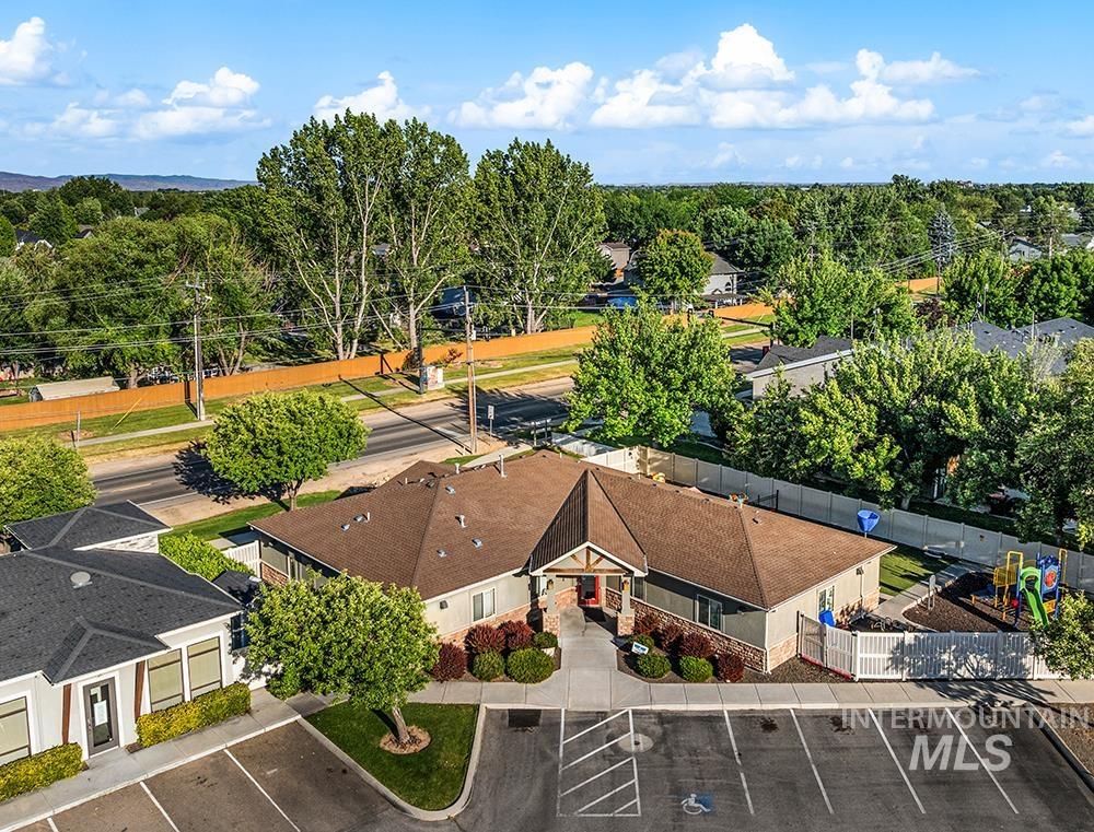 3605 N Locust Grove Rd — photo
