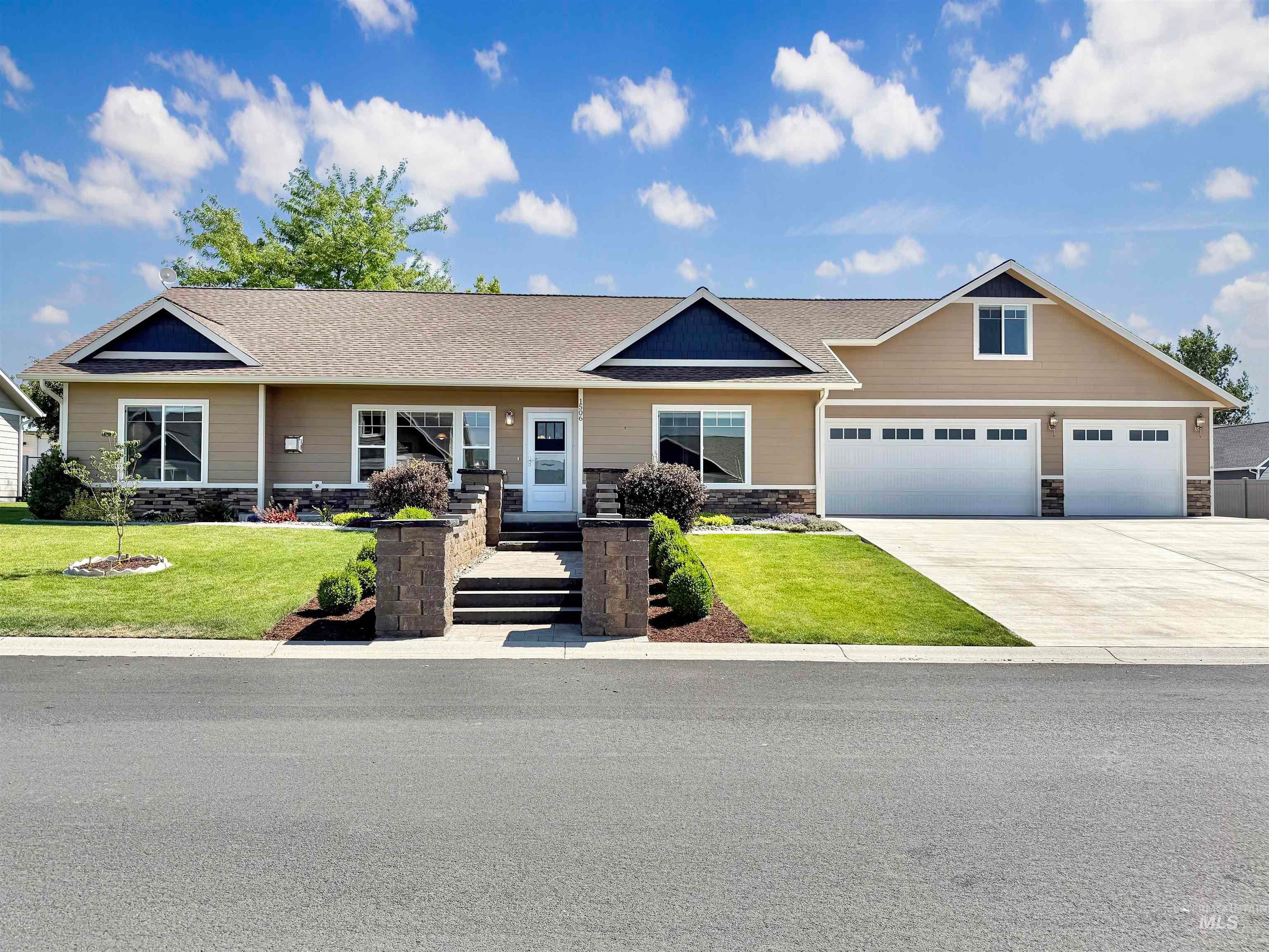 1506 Westview Ct — photo