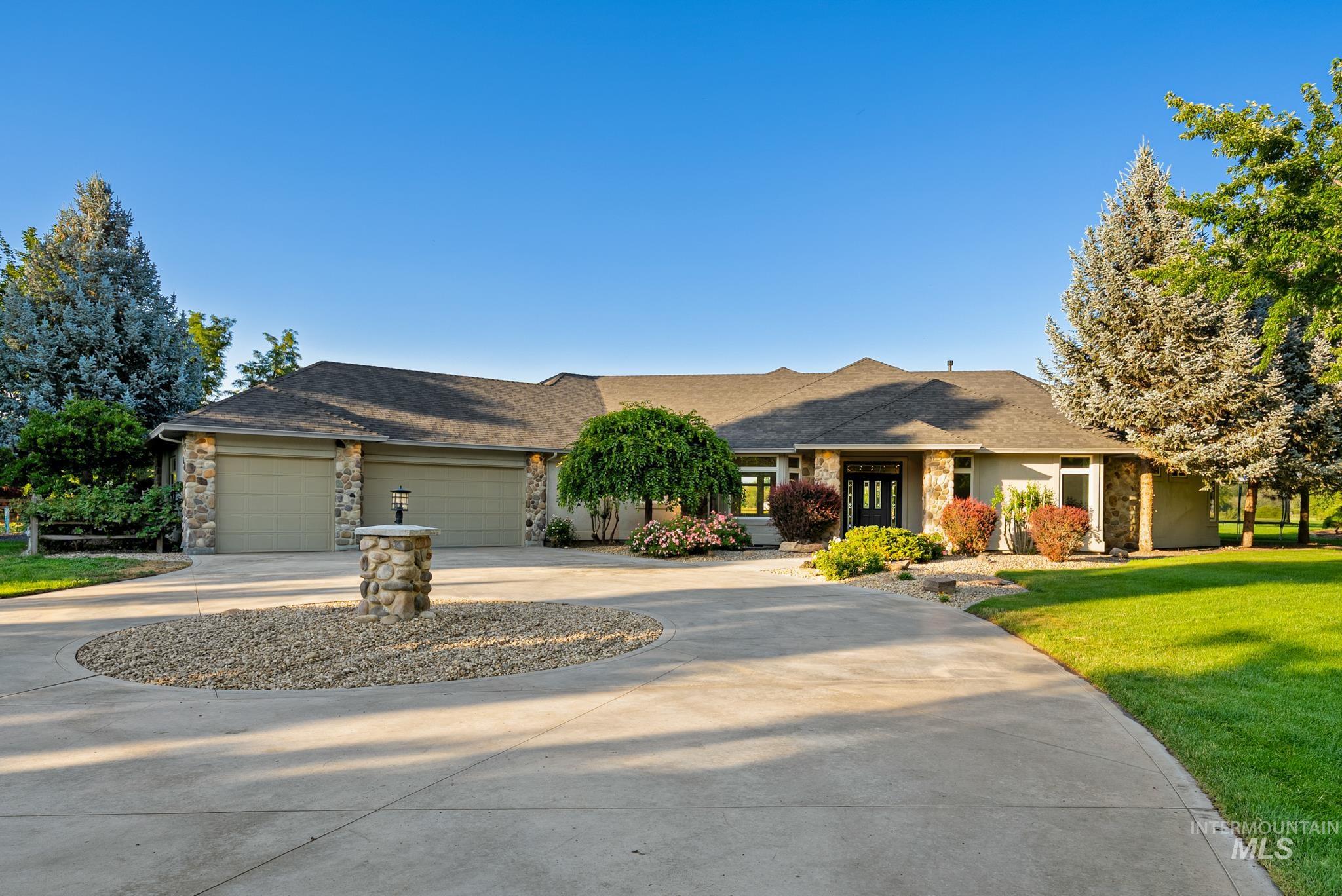 2050 S Artesian Rd, Eagle, ID 83616 — photo 2