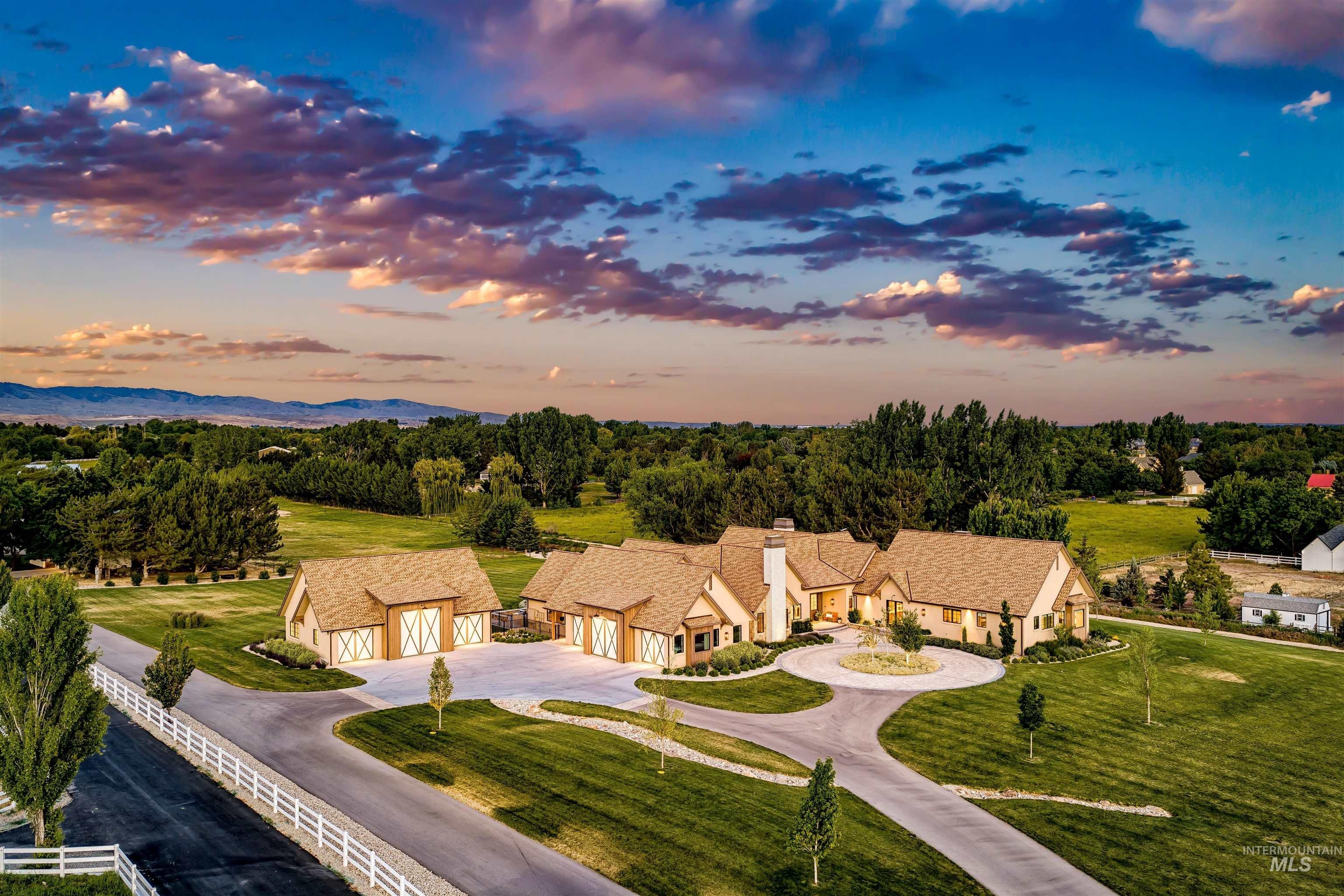 3885 W Gray Teal Ln — photo