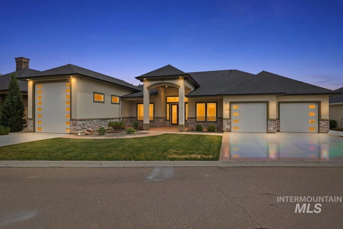 11274 W Royal Ridge Ct — photo