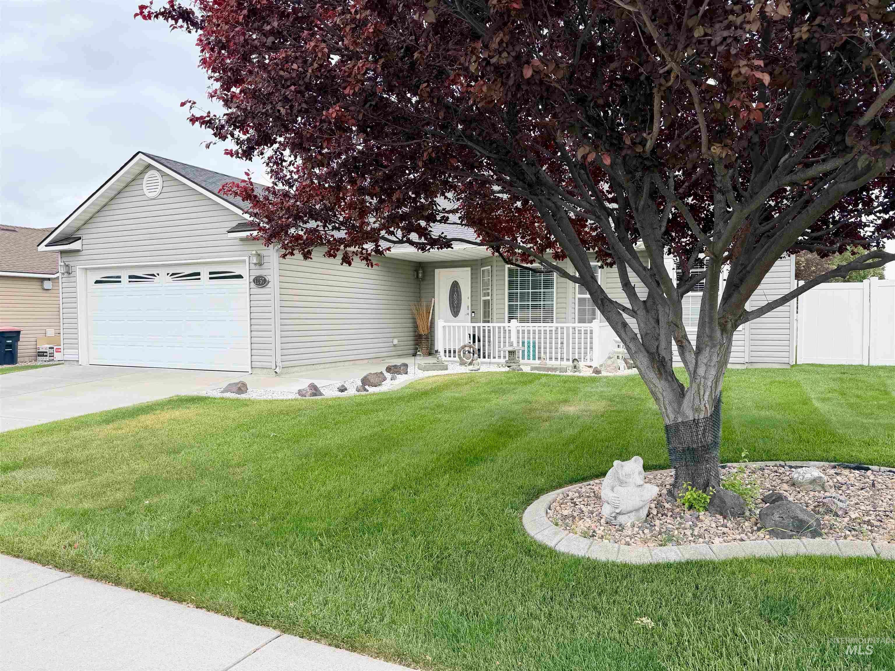 1257 Fiesta Way — photo