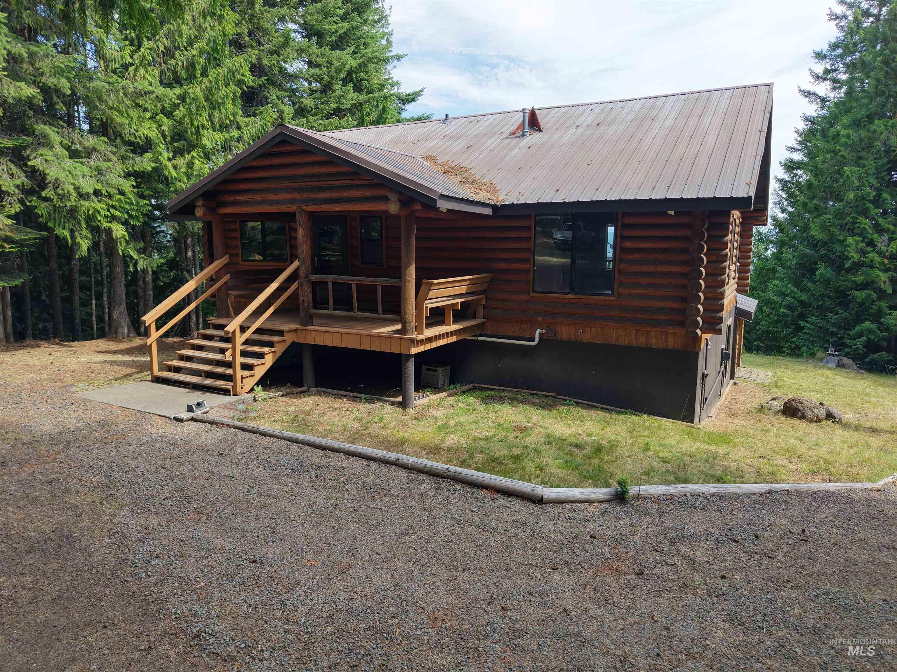 6125 Freeman Creek Rd — photo