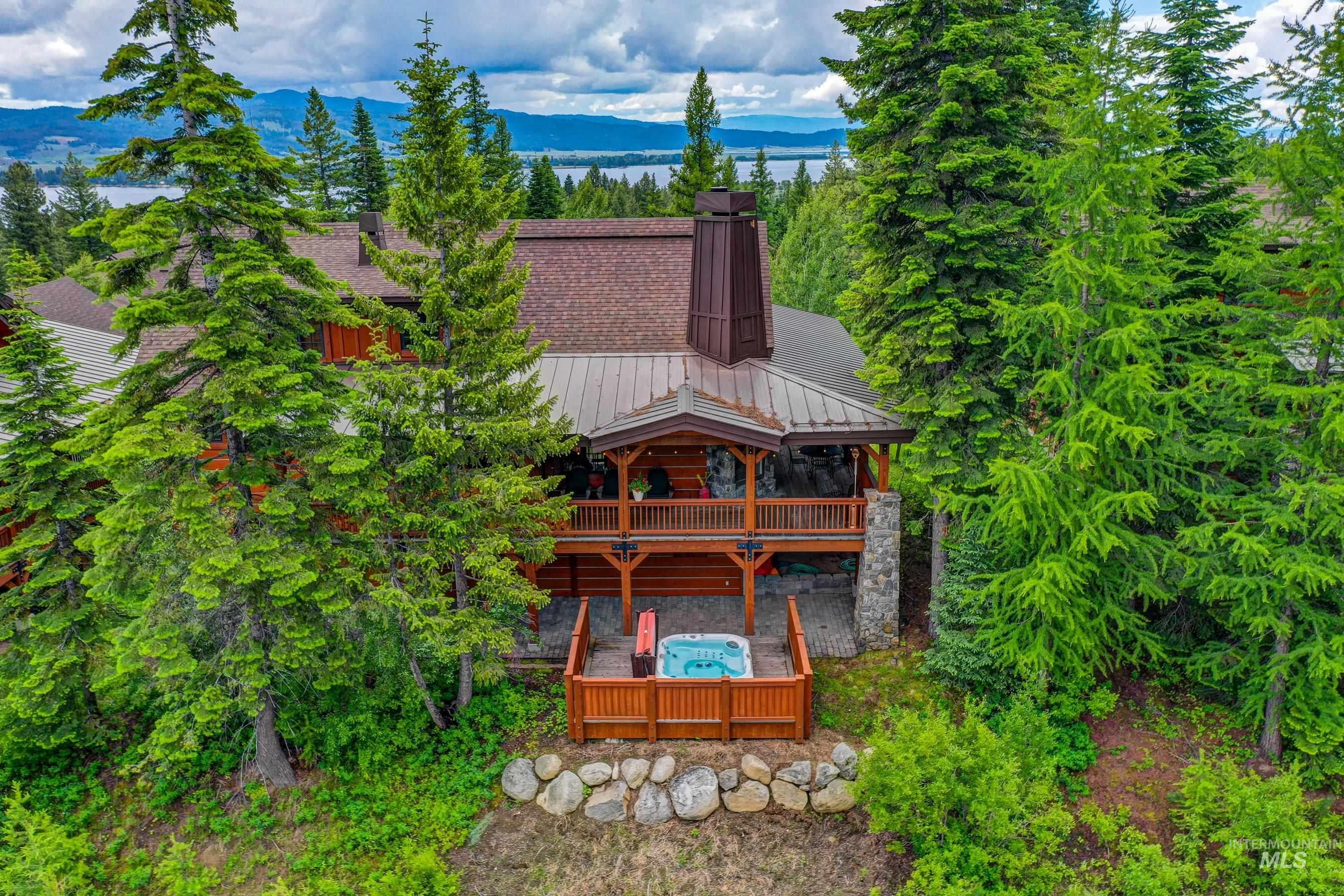 22 Francois Court — photo