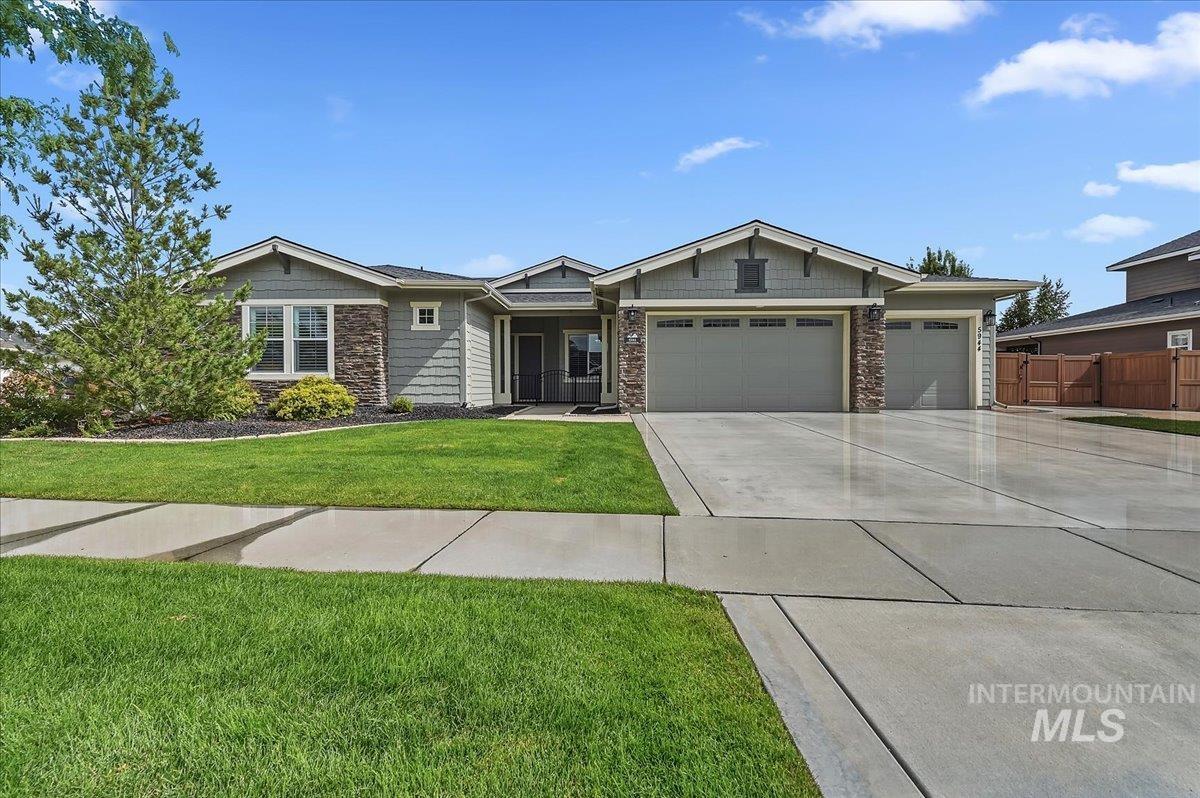 5944 W. Braveheart Dr. — photo