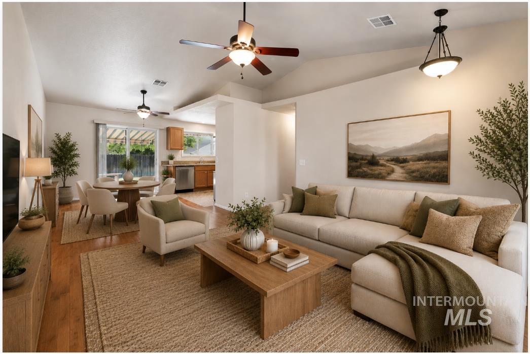 11644 W Trinity Ave — photo
