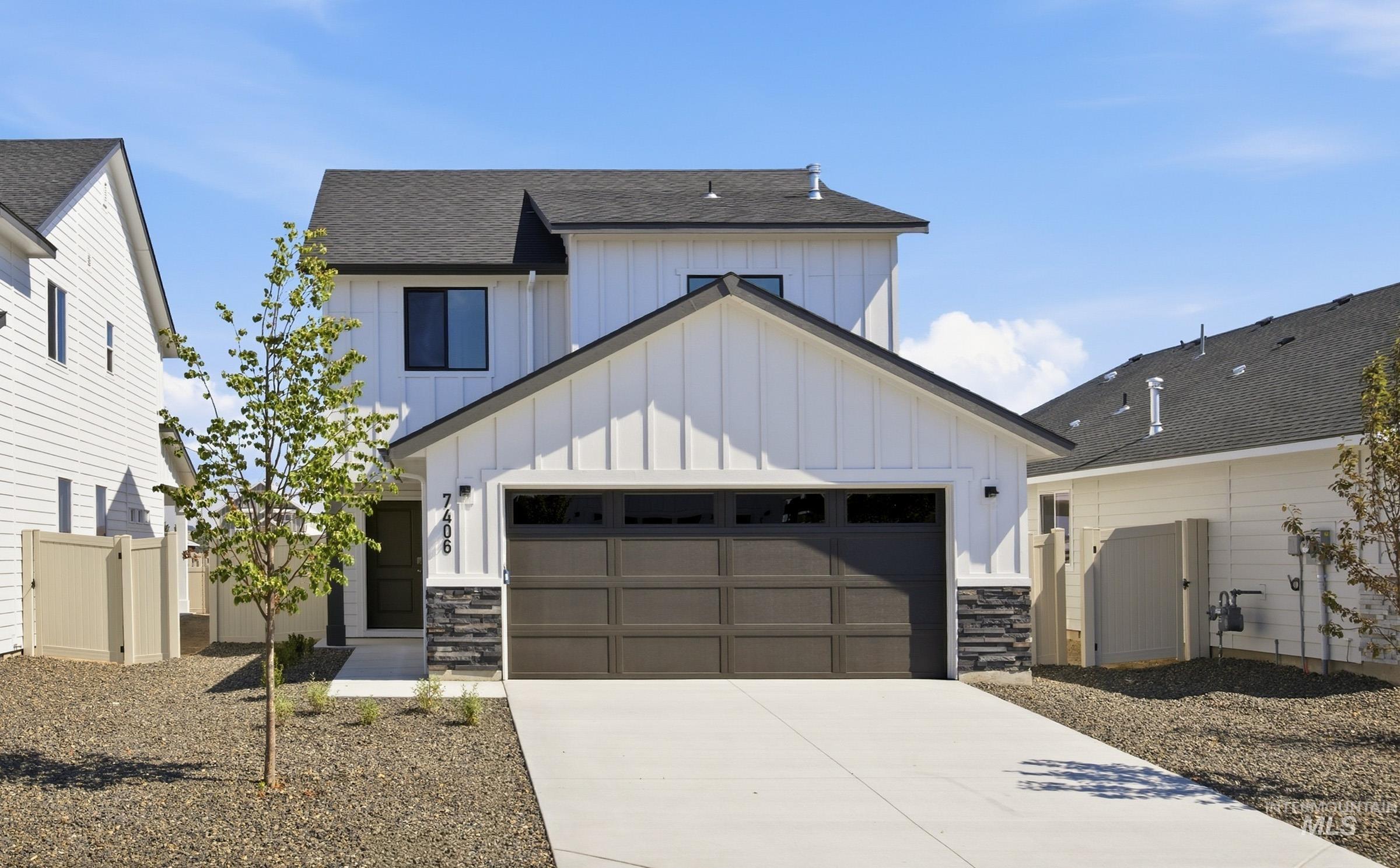 7406 W Trumbull Ct — photo