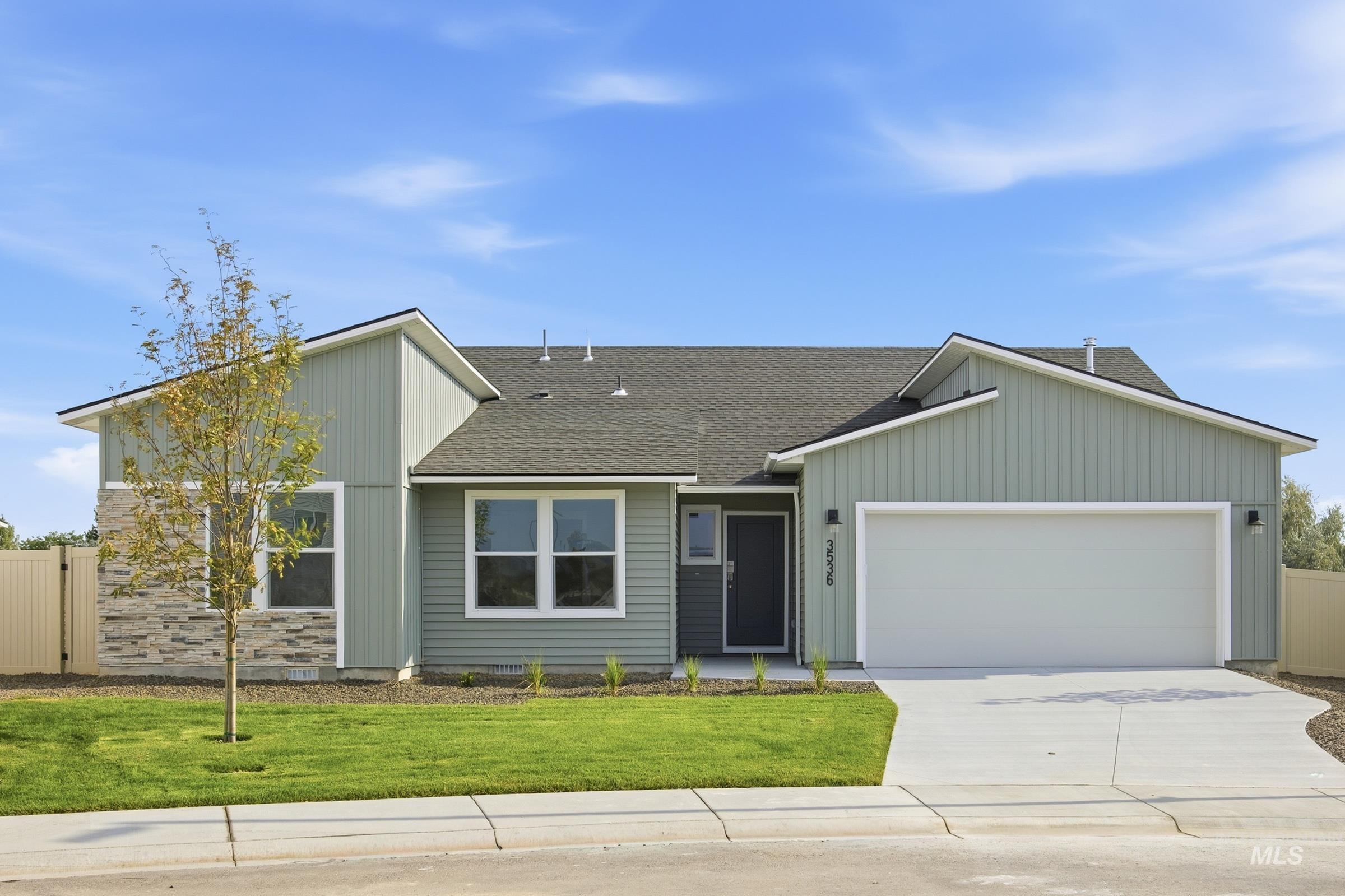 3536 E Boxelder Dr — photo
