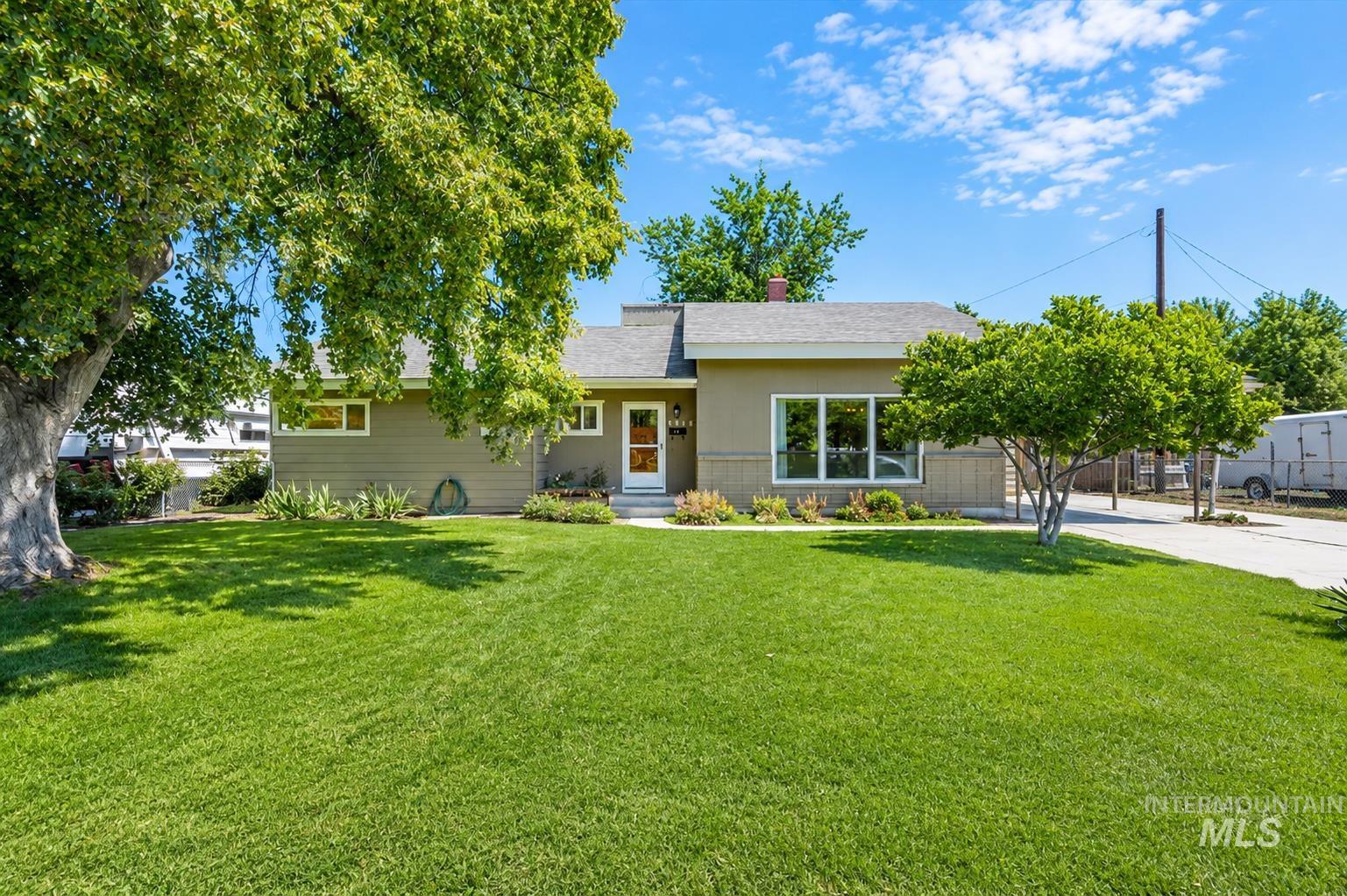 7634 W Cambridge Dr — photo