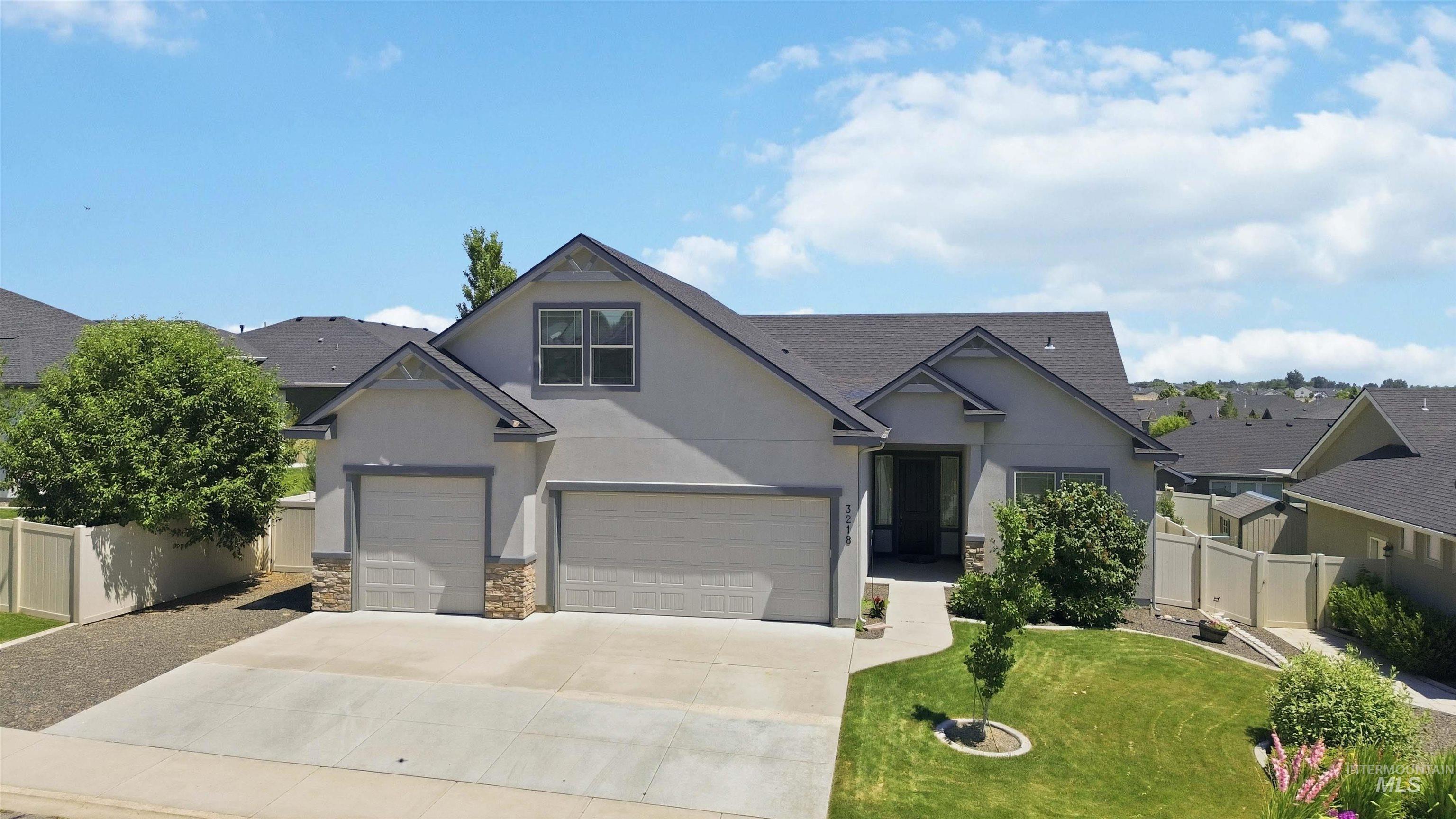 3218 N Cherry Laurel Way — photo