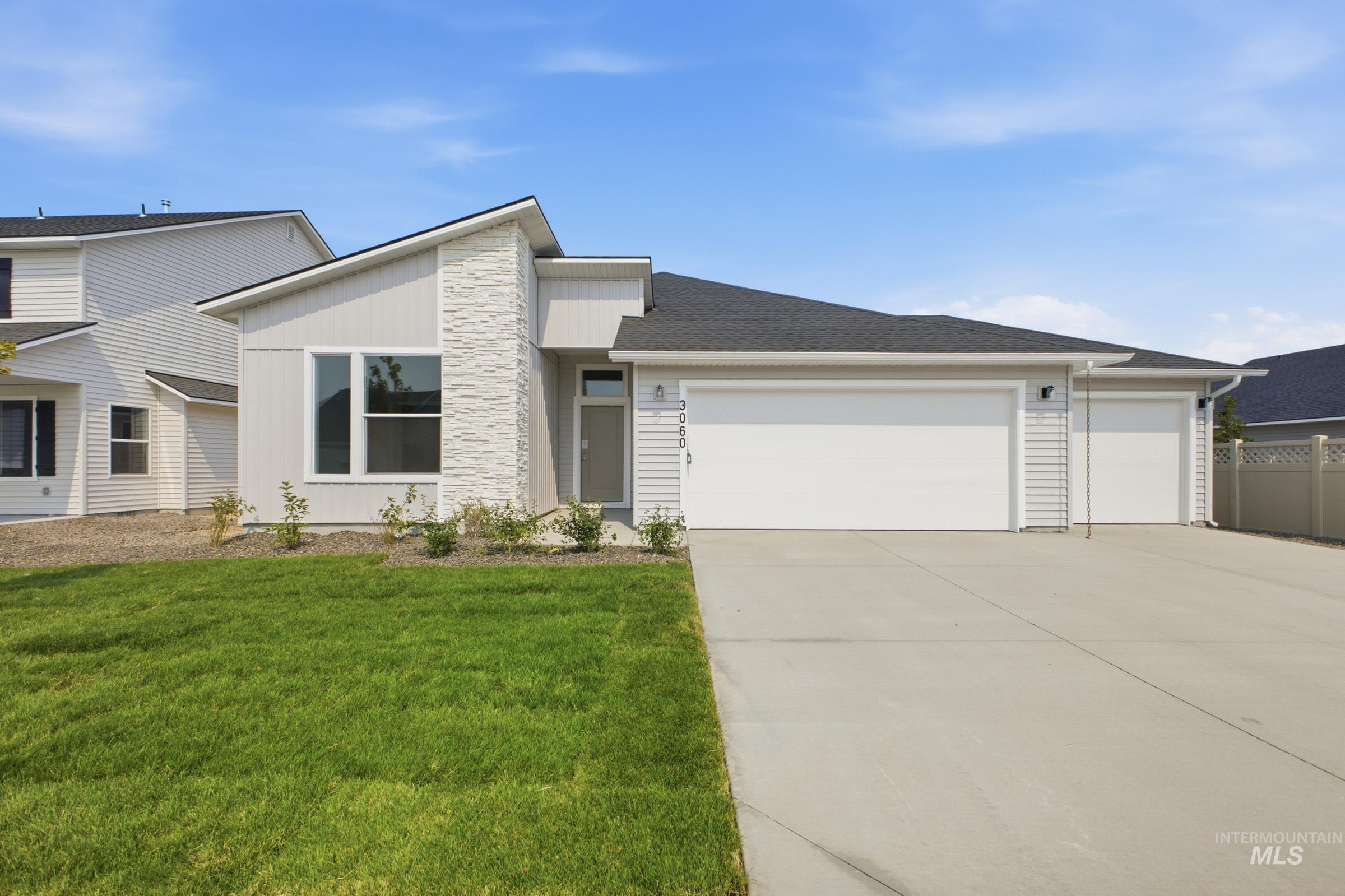3060 W Animas Creek Dr — photo