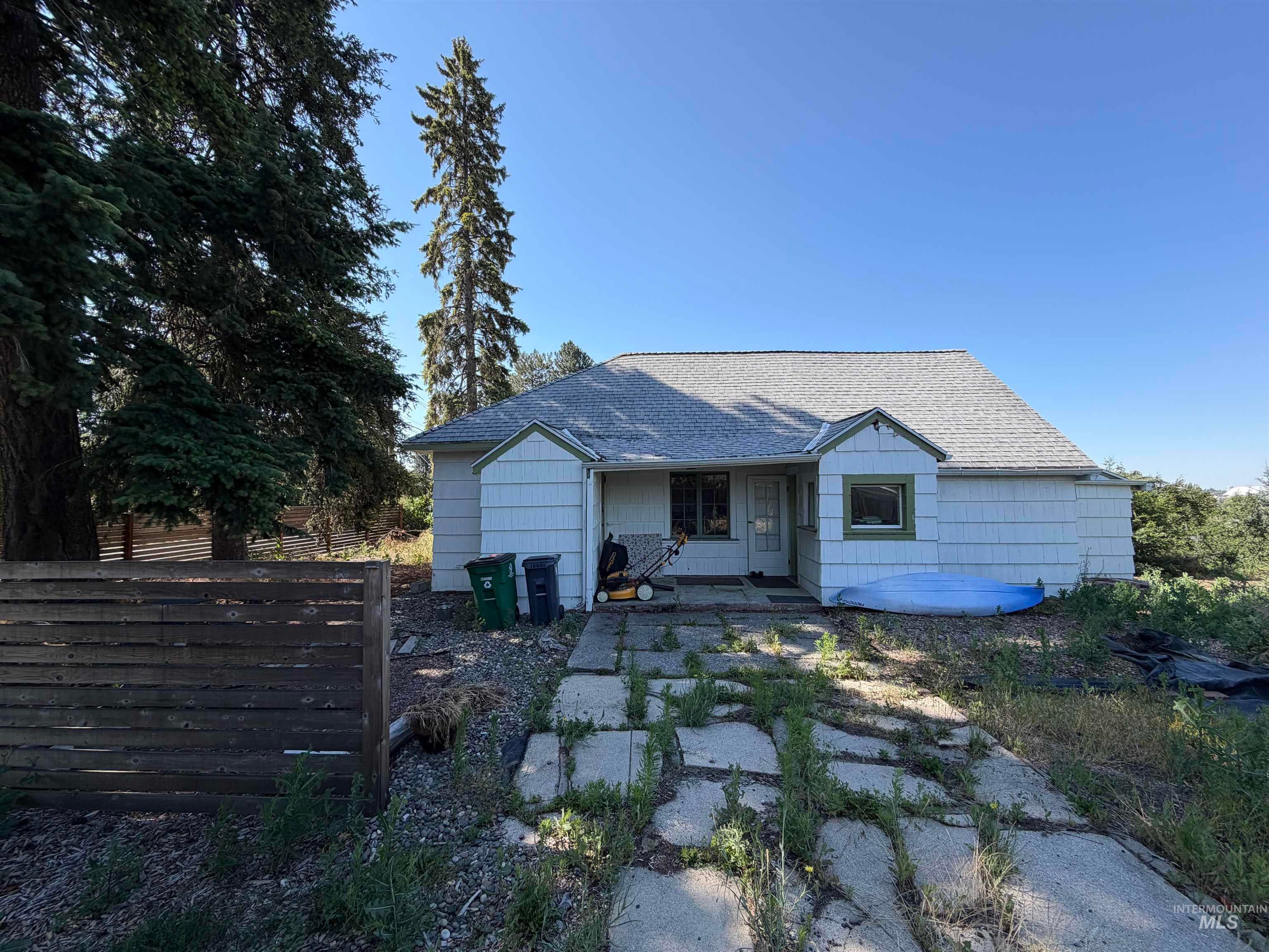 1021 Orchard Ave. — photo